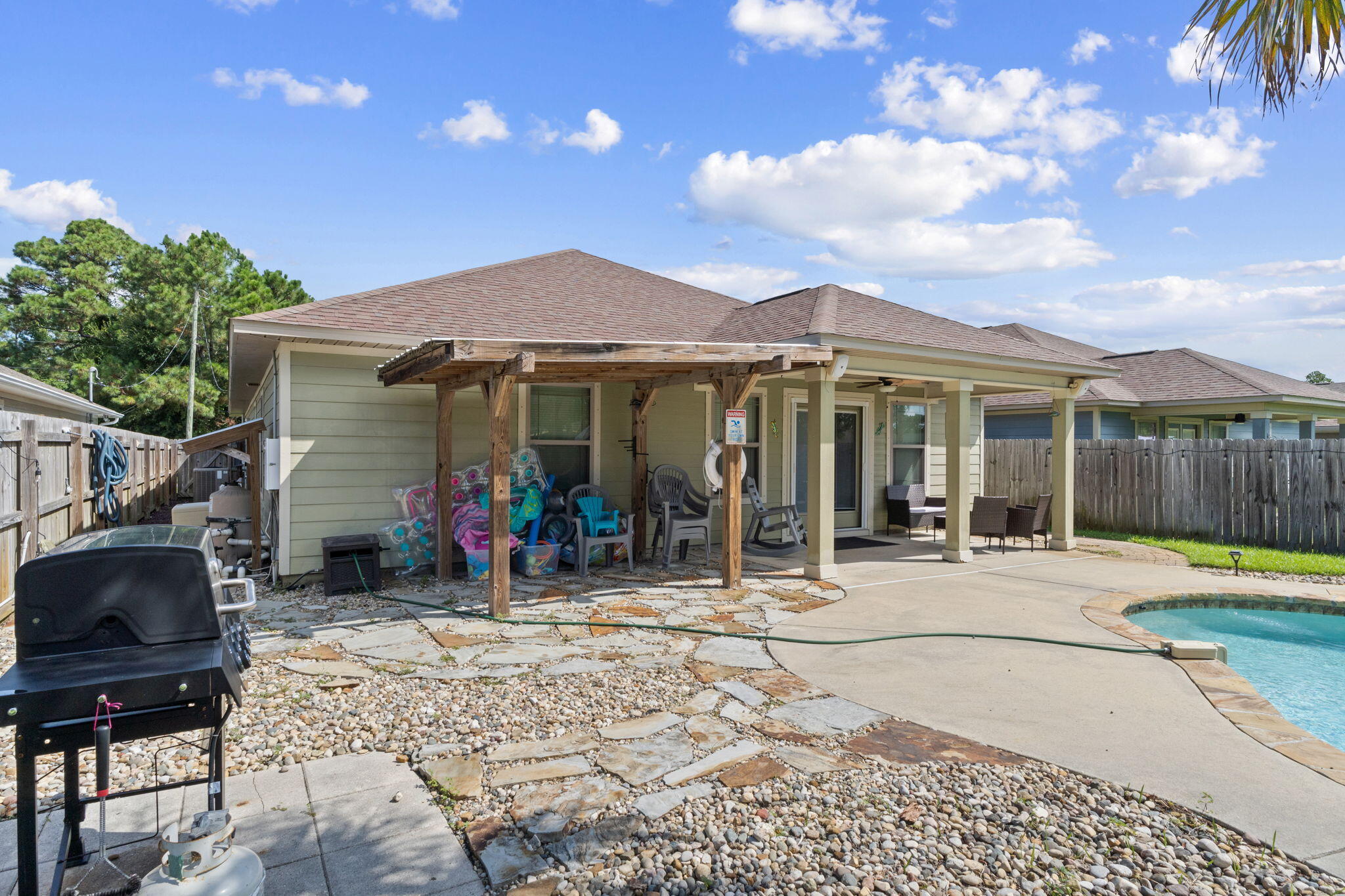 NAVARRE S/D 2ND ADDN - Residential
