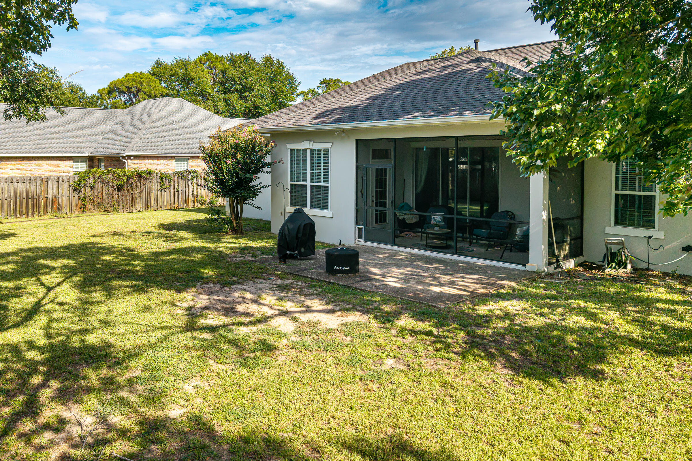 WINDSOR FOREST - Residential