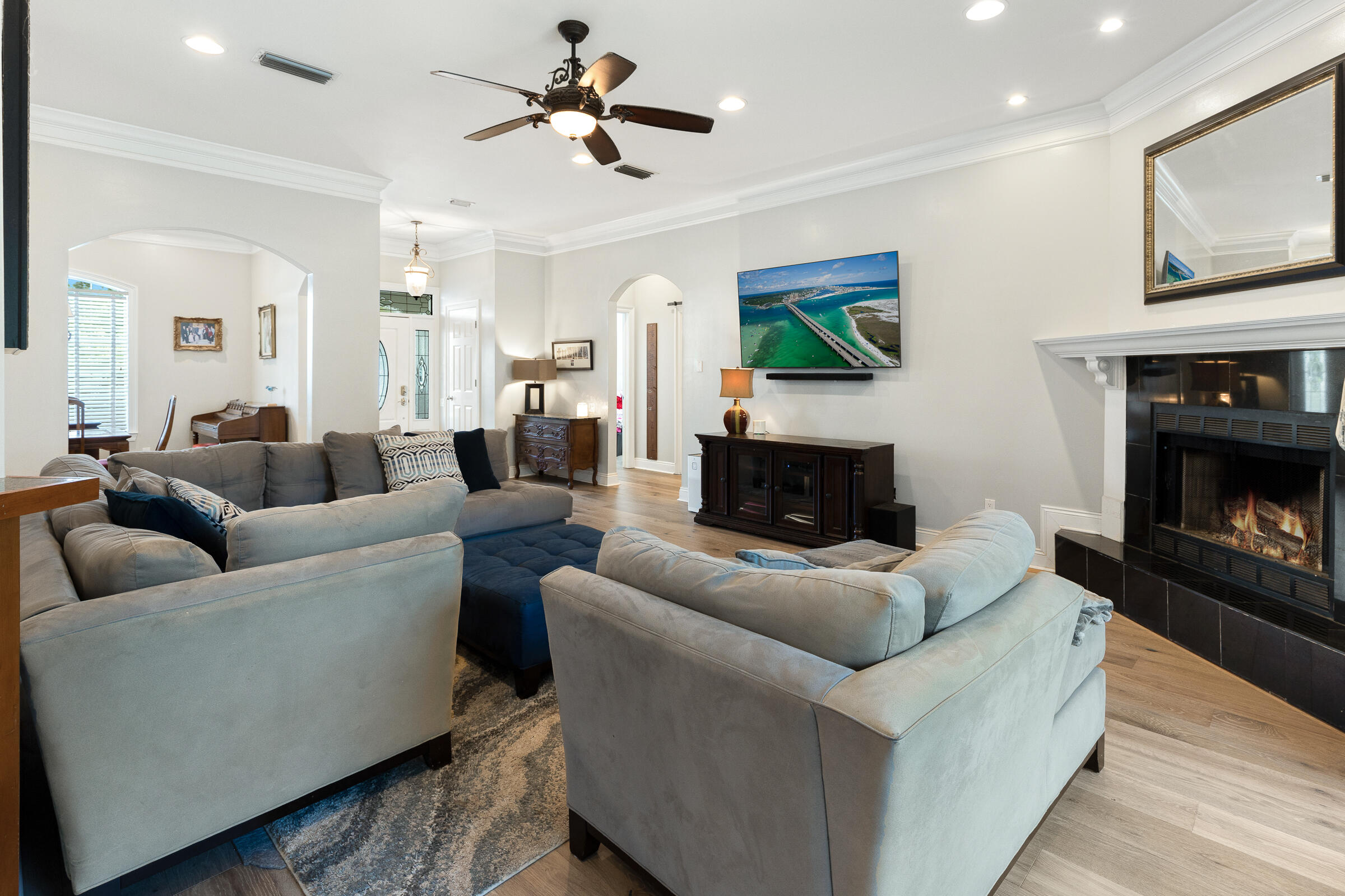 WINDSOR FOREST - Residential