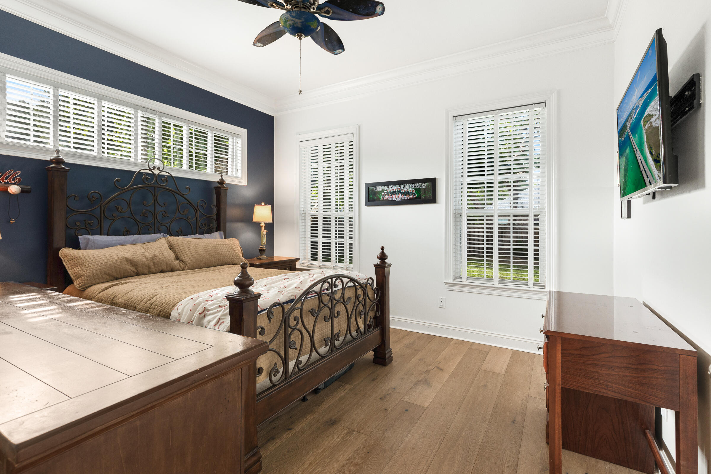 WINDSOR FOREST - Residential