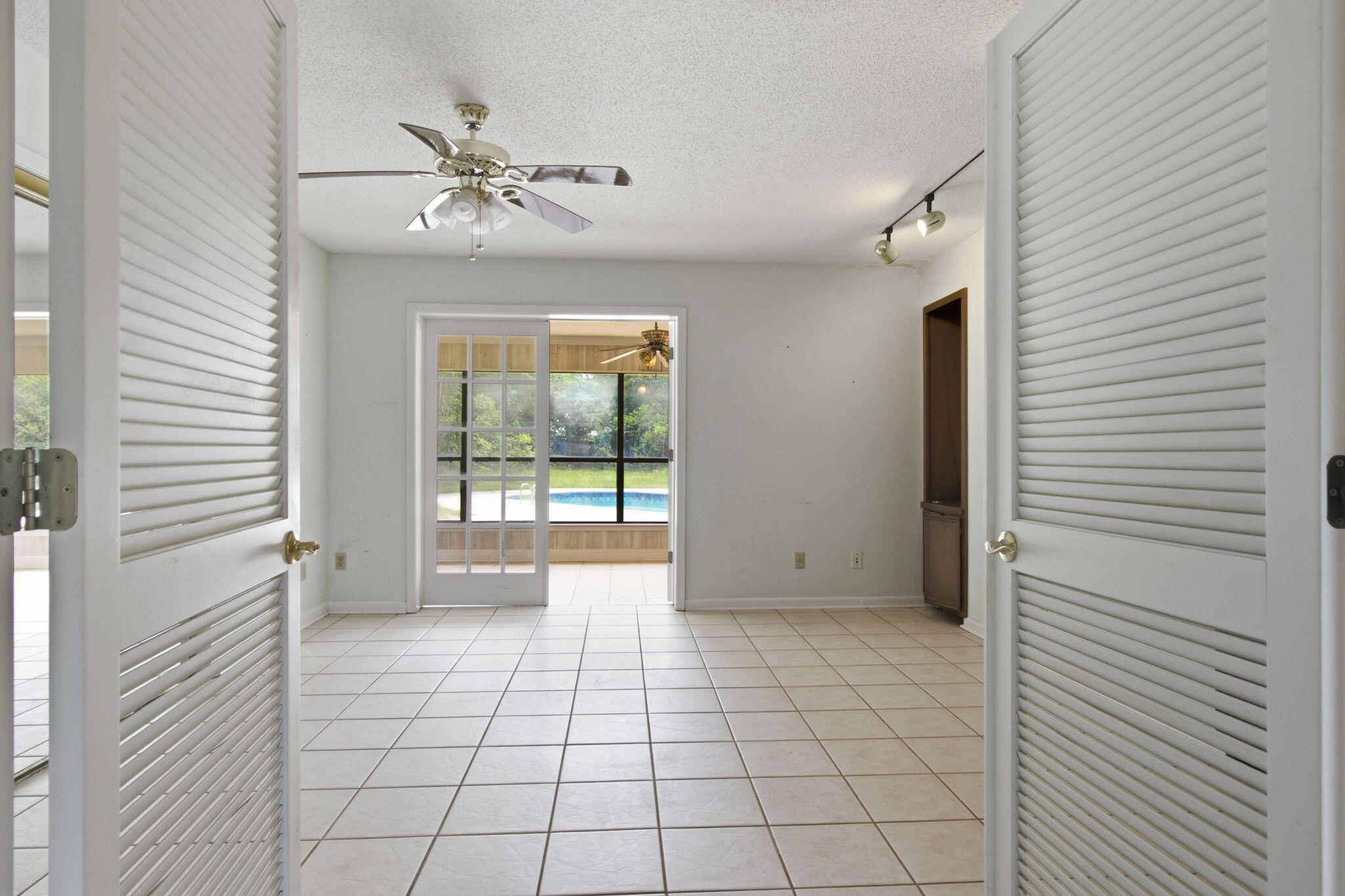 BROOK HAVEN - Residential