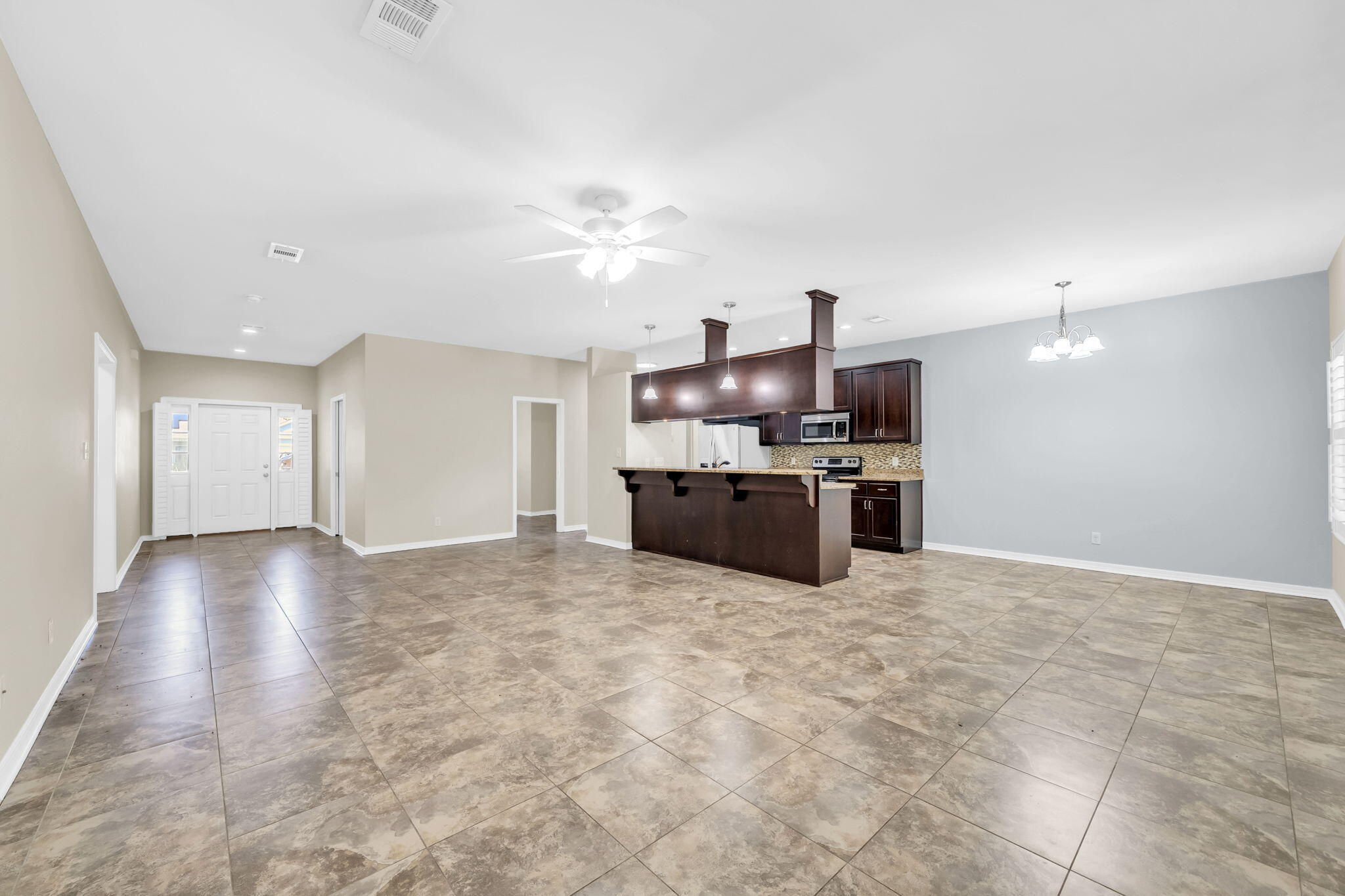 BAYOU PINES UNREC 1ST ADDN - Residential