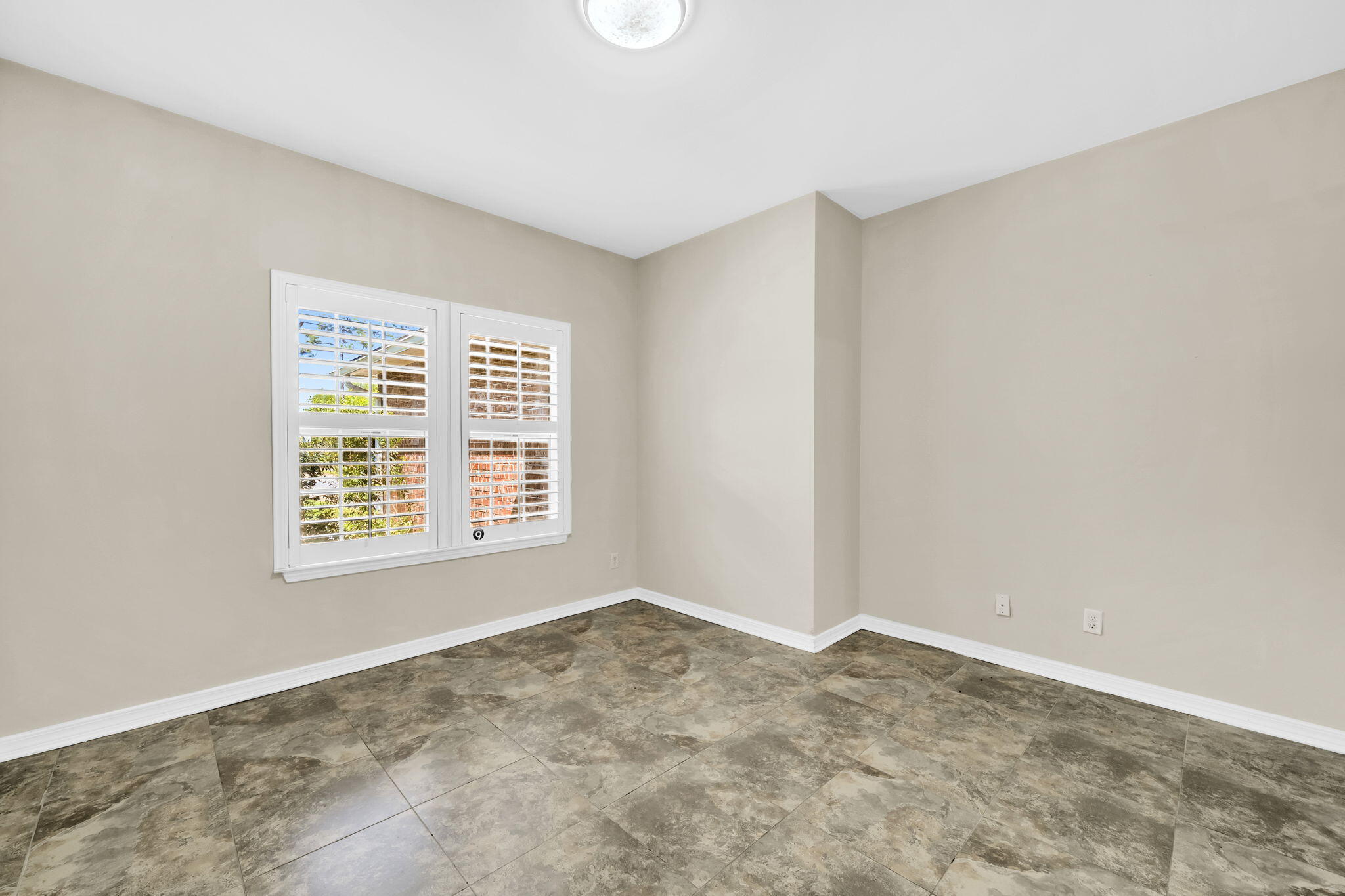 BAYOU PINES UNREC 1ST ADDN - Residential