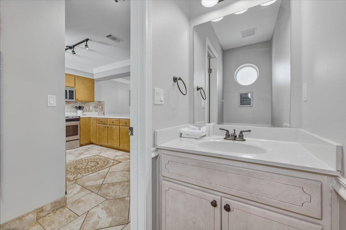 GULF HIGHLAND BEACH RESORT UNREC - Residential