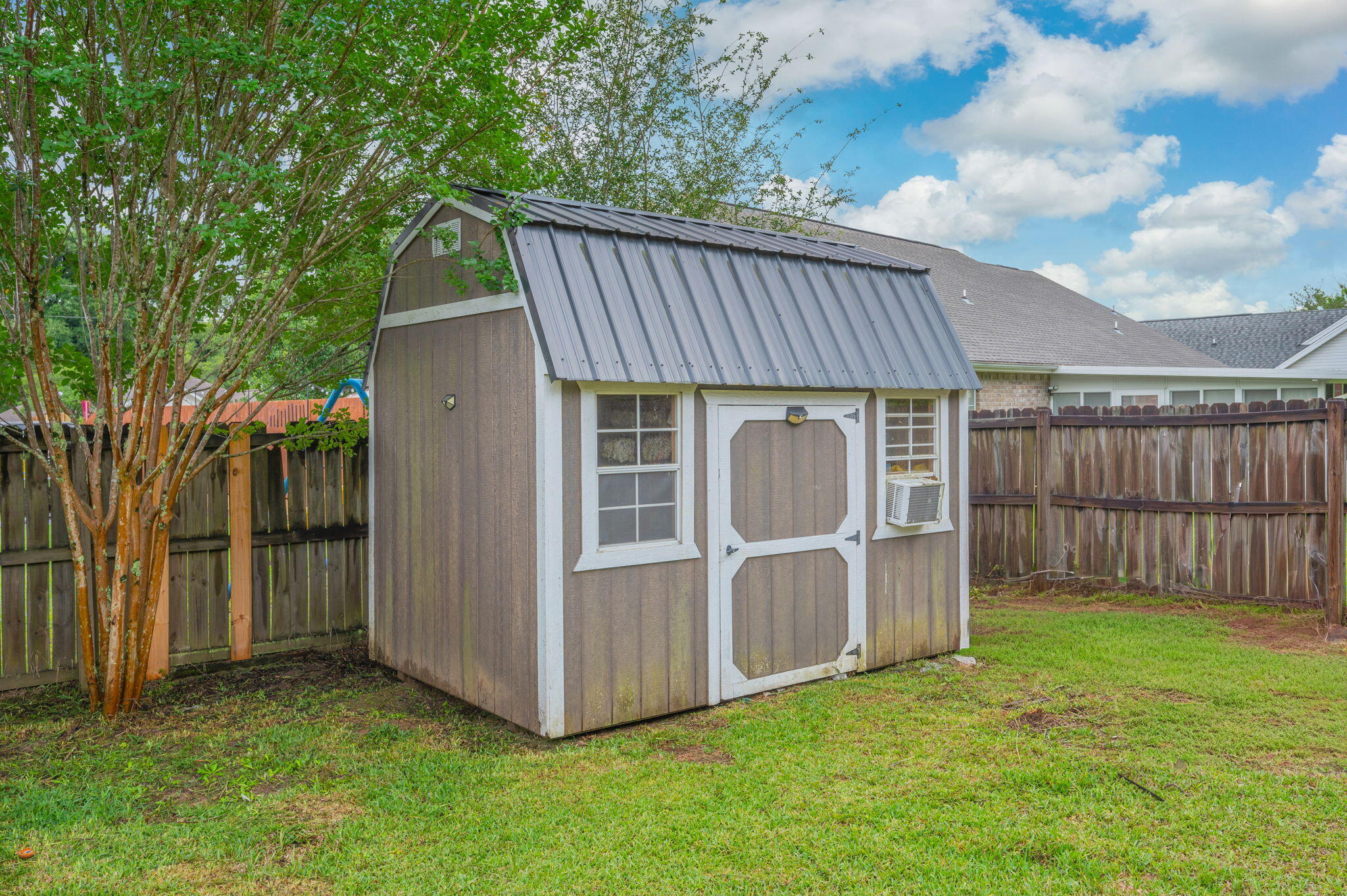 PINEY WOODS EST - Residential