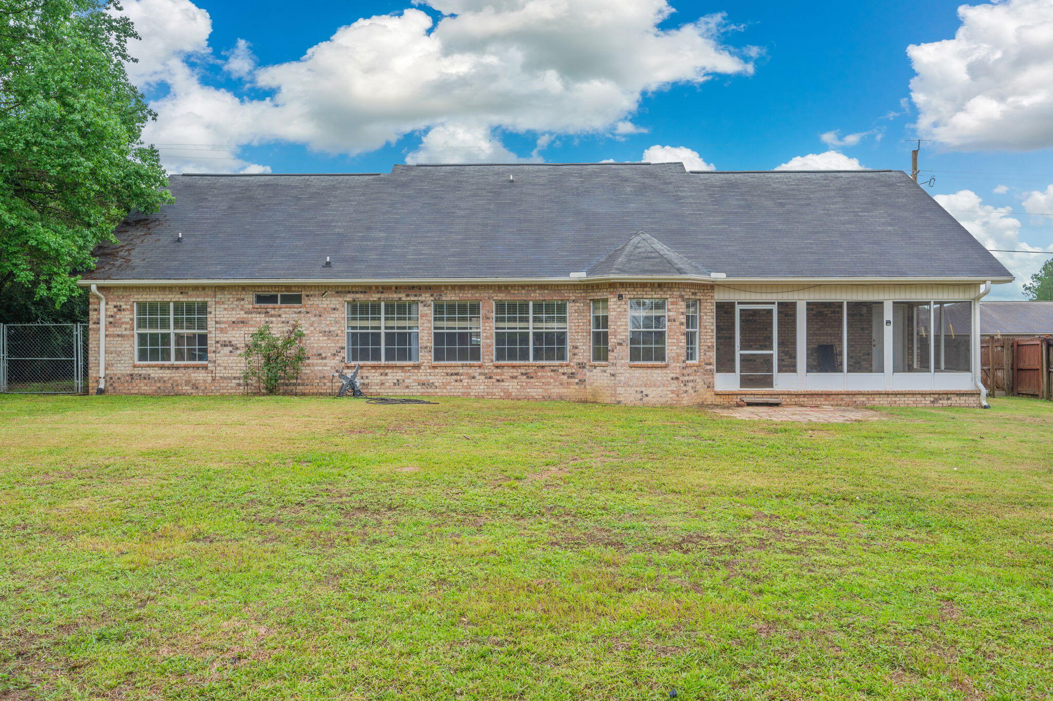 PINEY WOODS EST - Residential