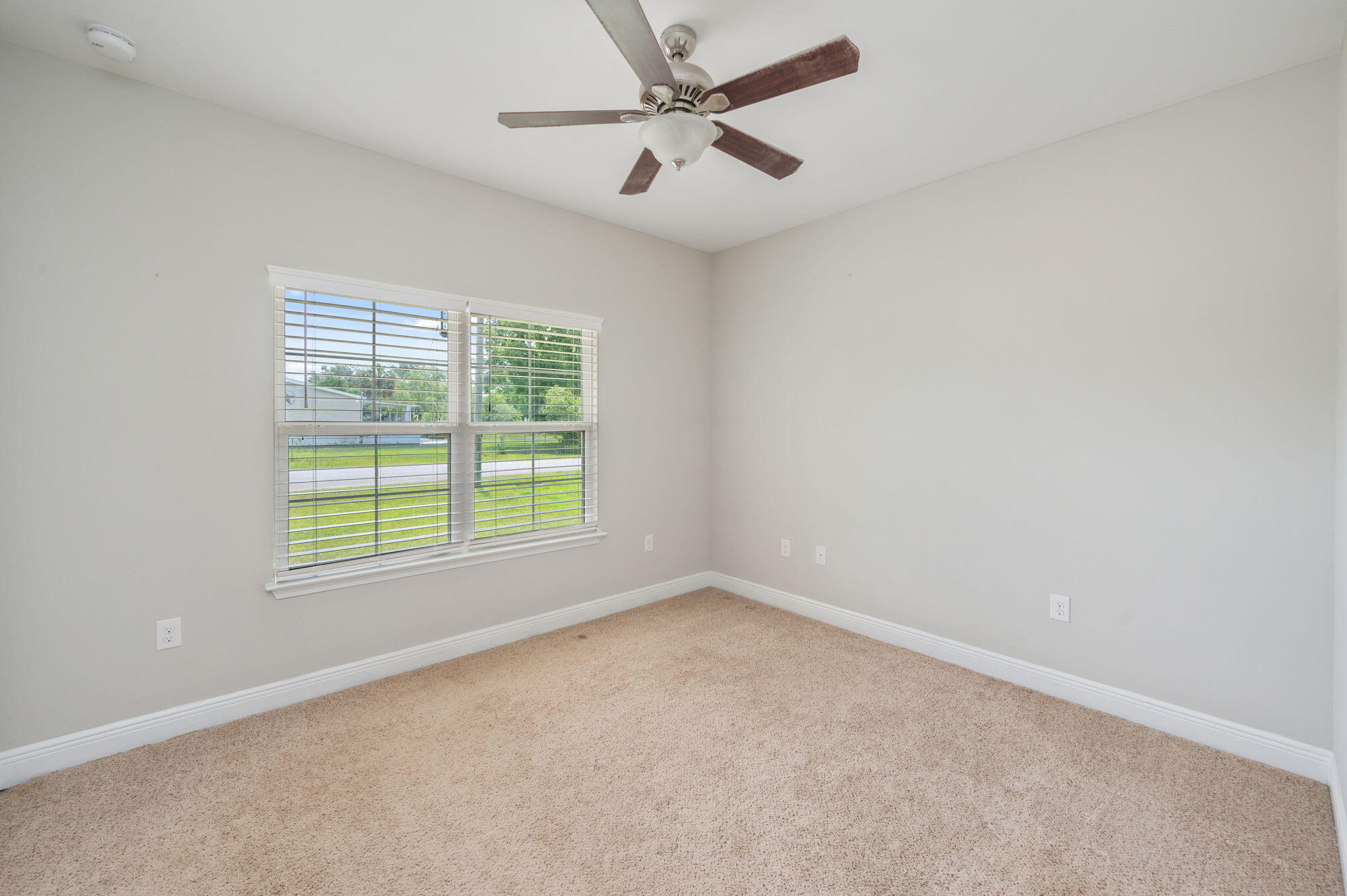 CRESCENT SHORES - Residential