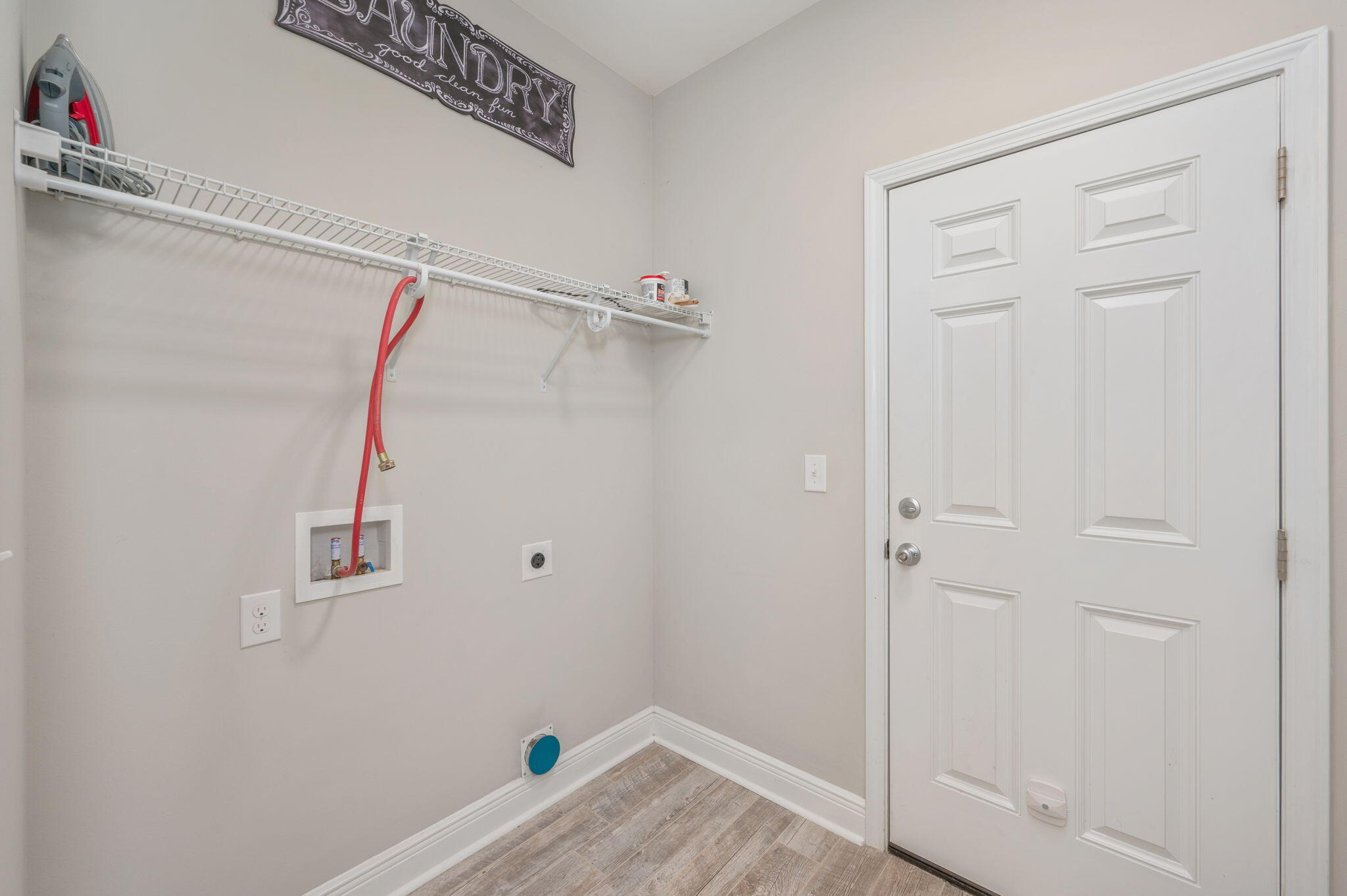 CRESCENT SHORES - Residential