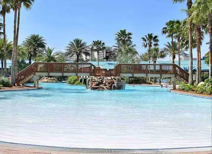 THE PALMS OF DESTIN - Residential