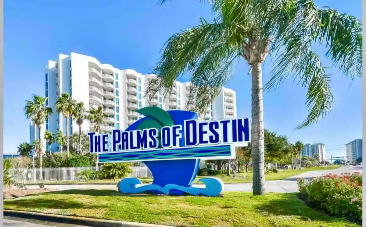 THE PALMS OF DESTIN - Residential