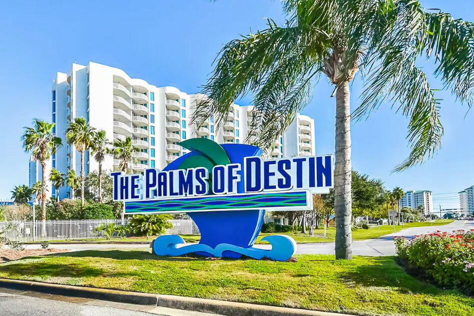 THE PALMS OF DESTIN - Residential