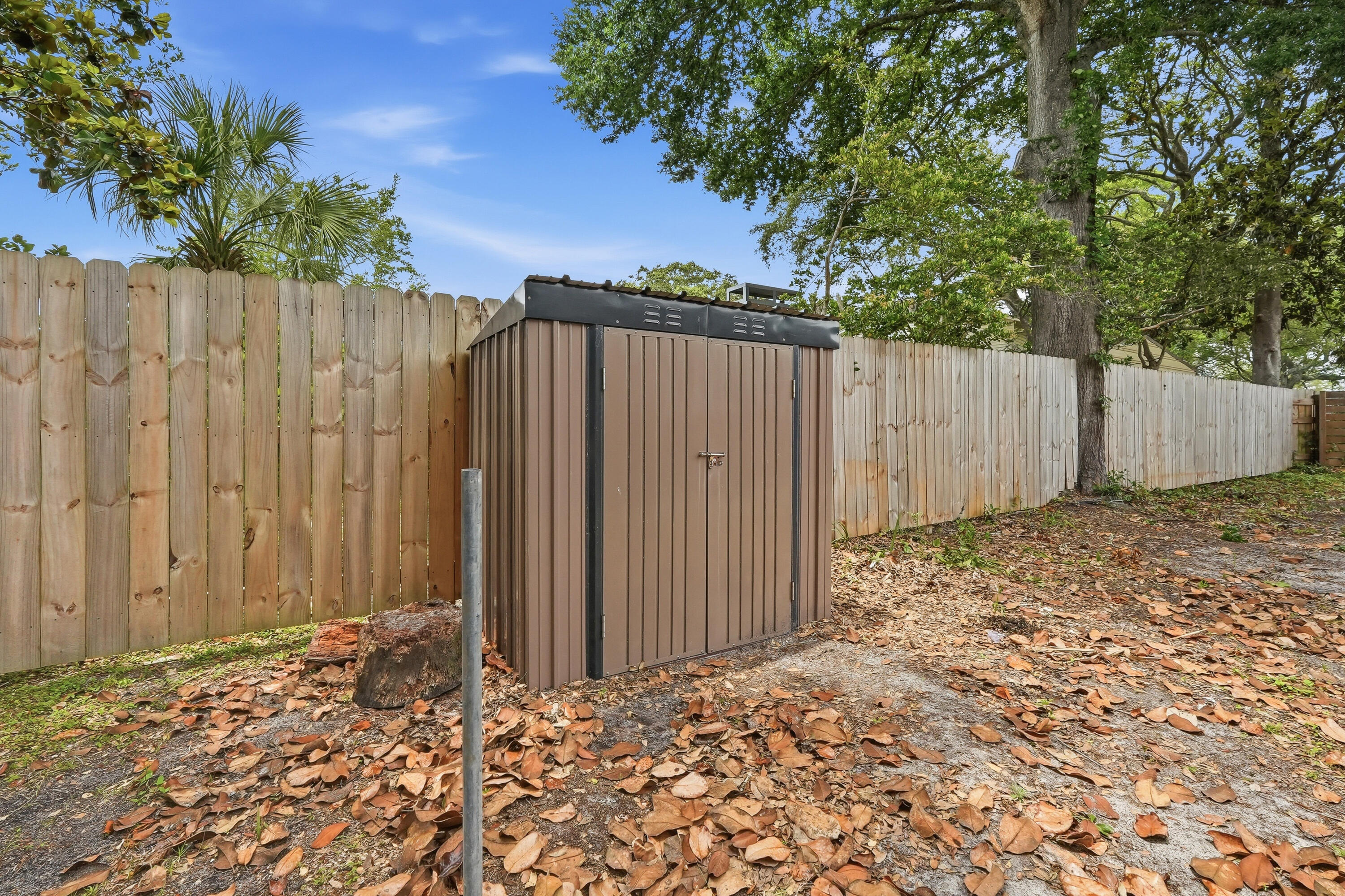 BAYOU WOODS 2ND ADDN - Residential