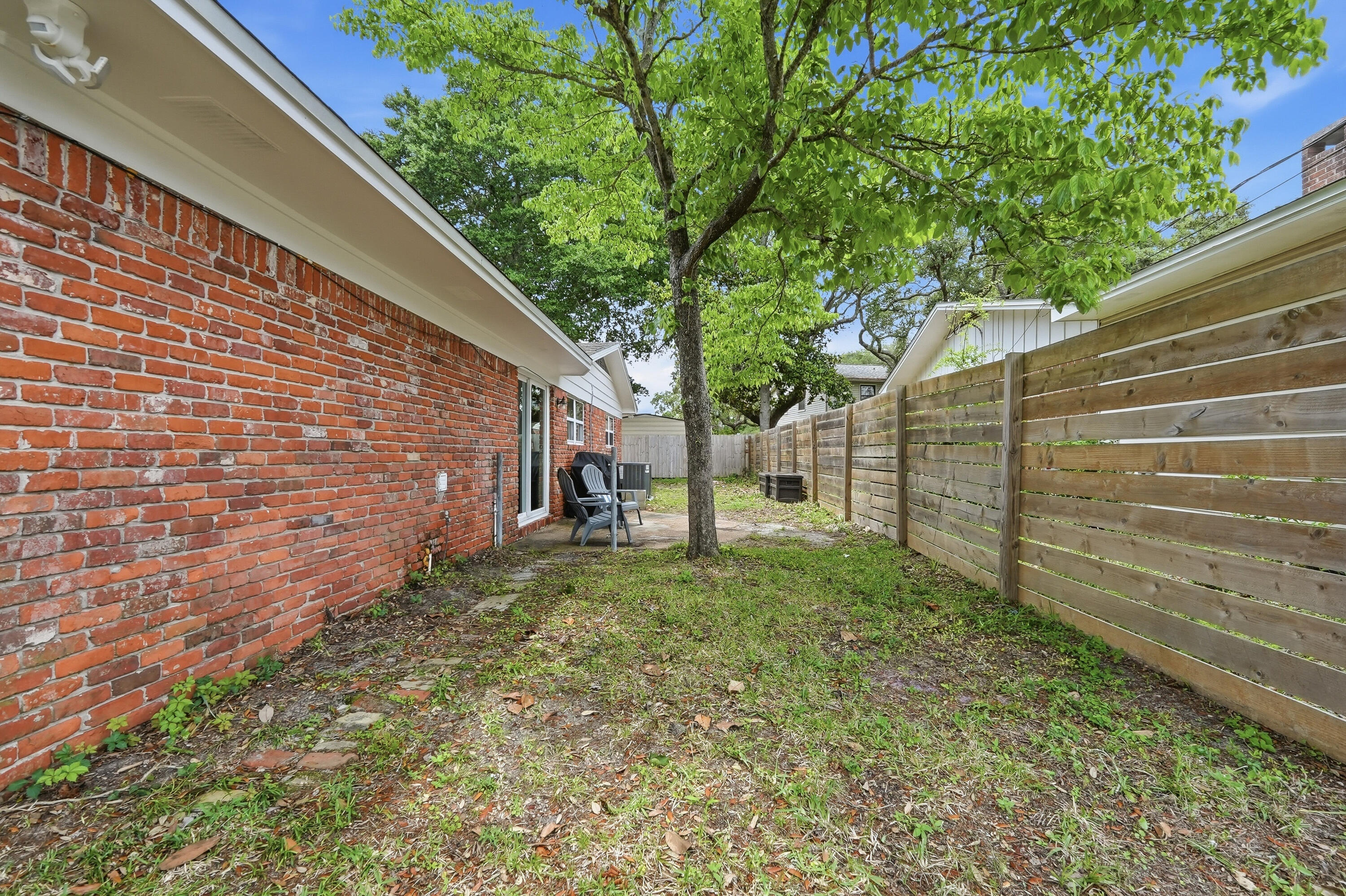 BAYOU WOODS 2ND ADDN - Residential