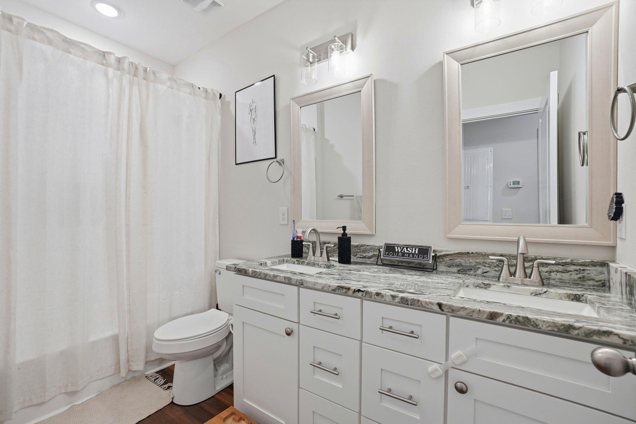 KAKE COTTAGES - Residential