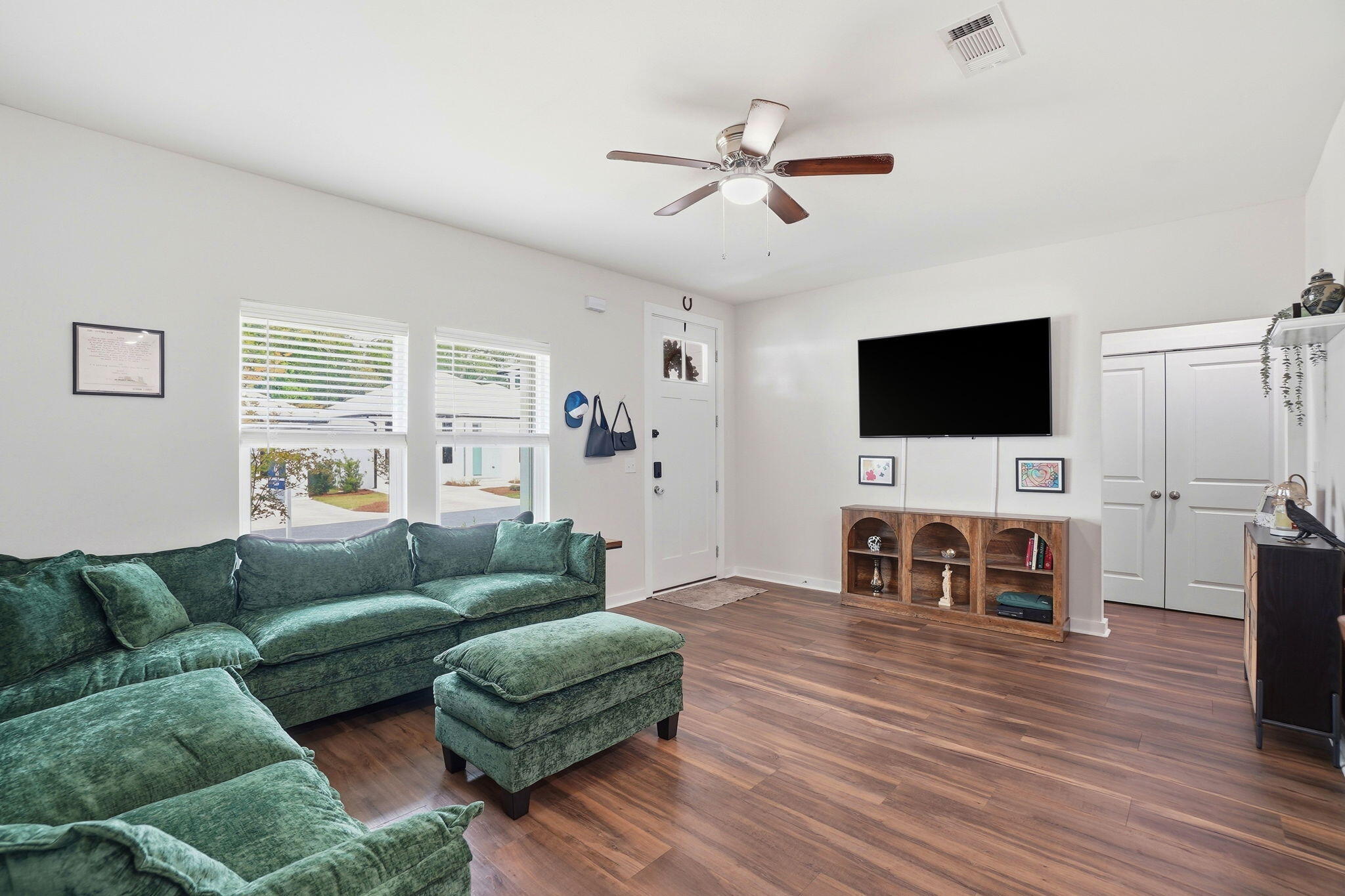 KAKE COTTAGES - Residential