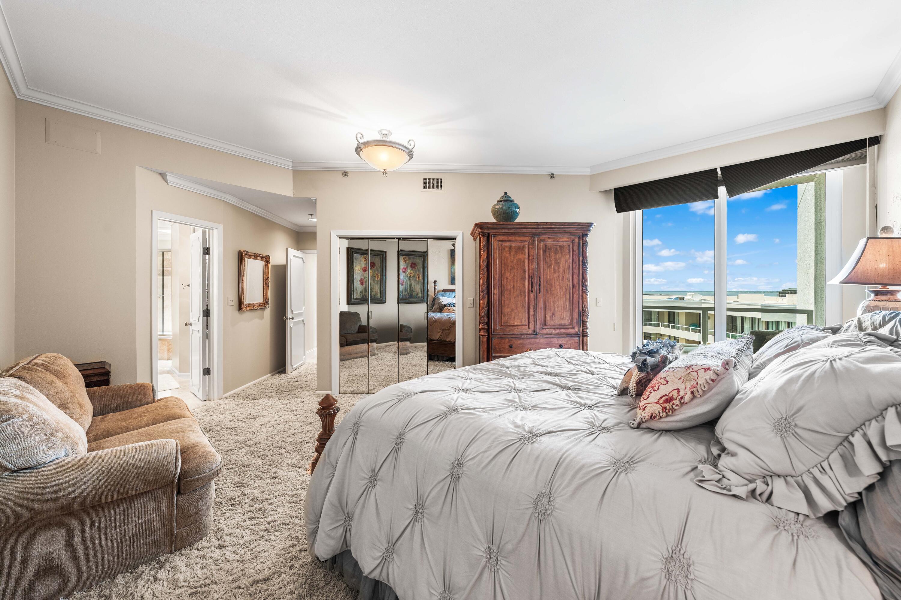 EAST PASS TOWERS CONDO PH 2 - Residential