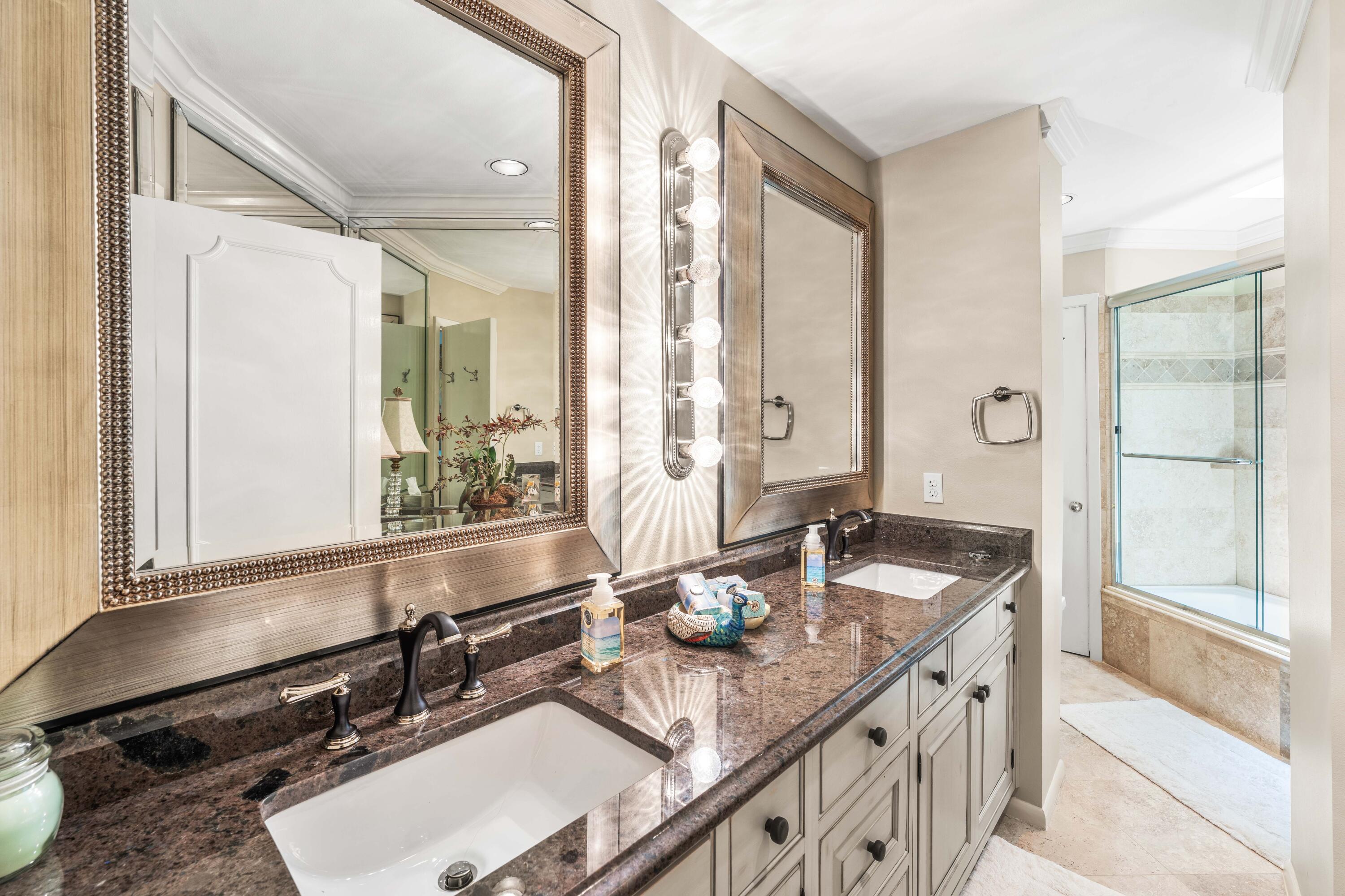 EAST PASS TOWERS CONDO PH 2 - Residential
