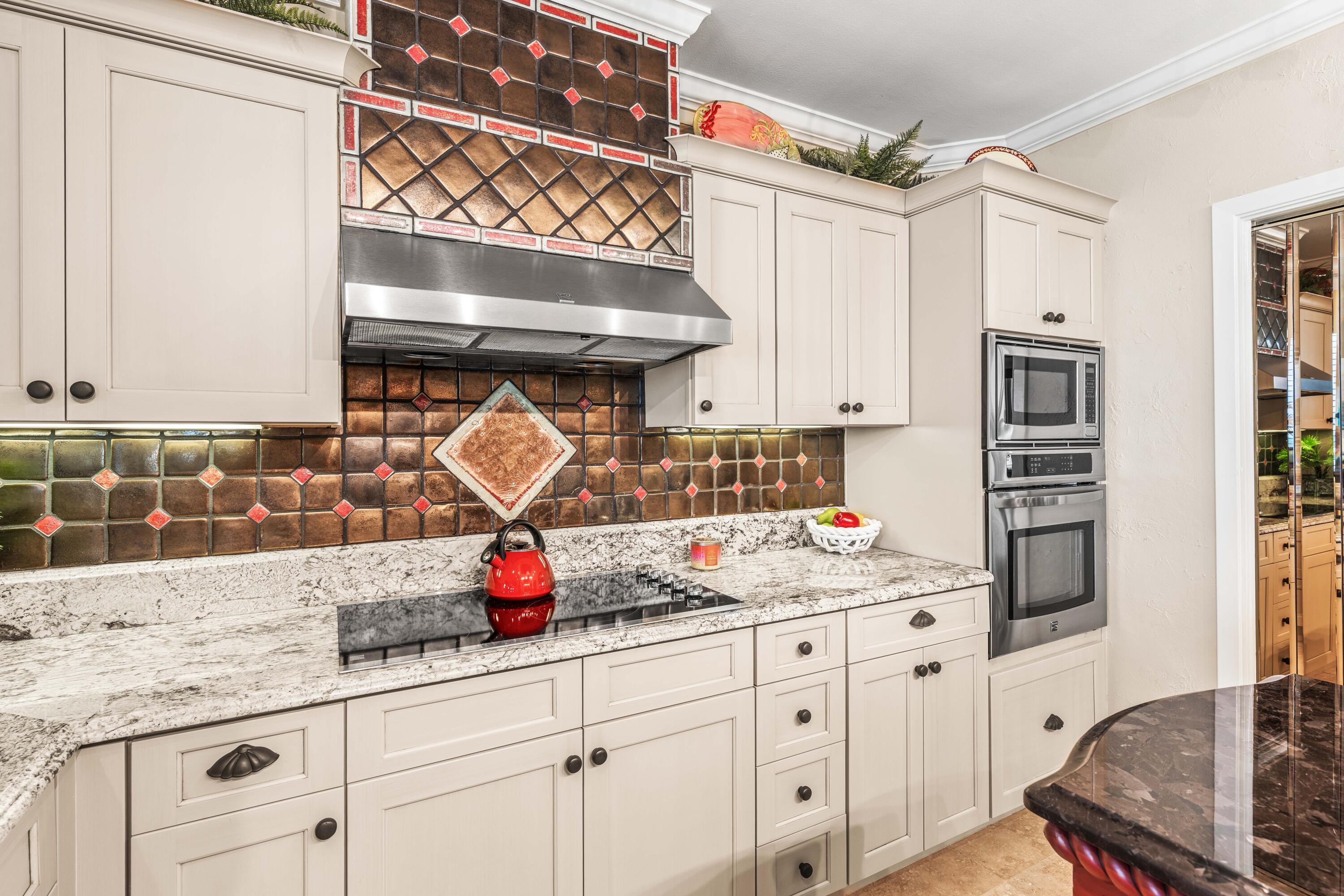 EAST PASS TOWERS CONDO PH 2 - Residential