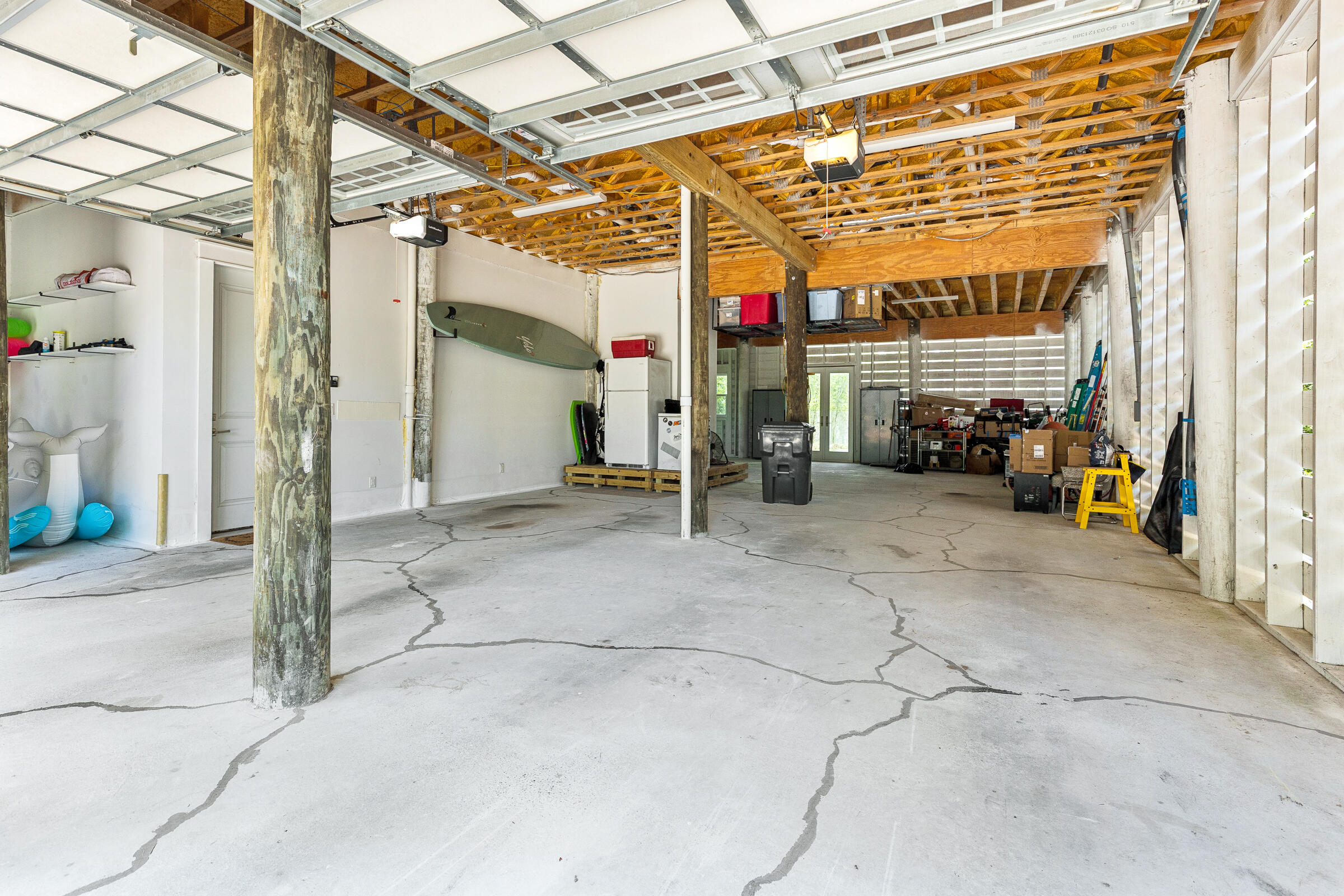CESSNA LANDING - Residential