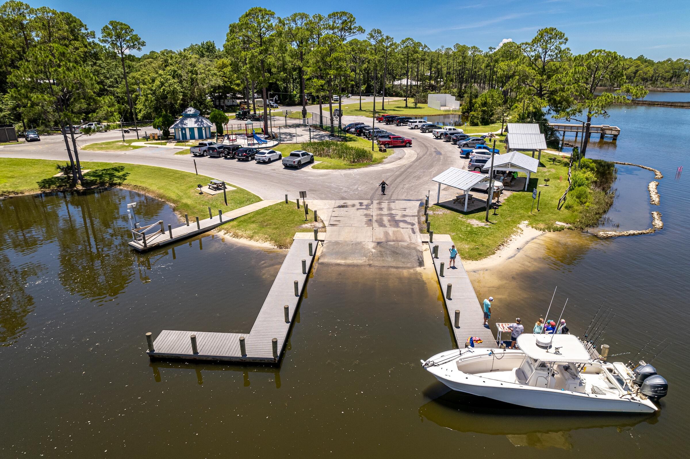 CESSNA LANDING - Residential