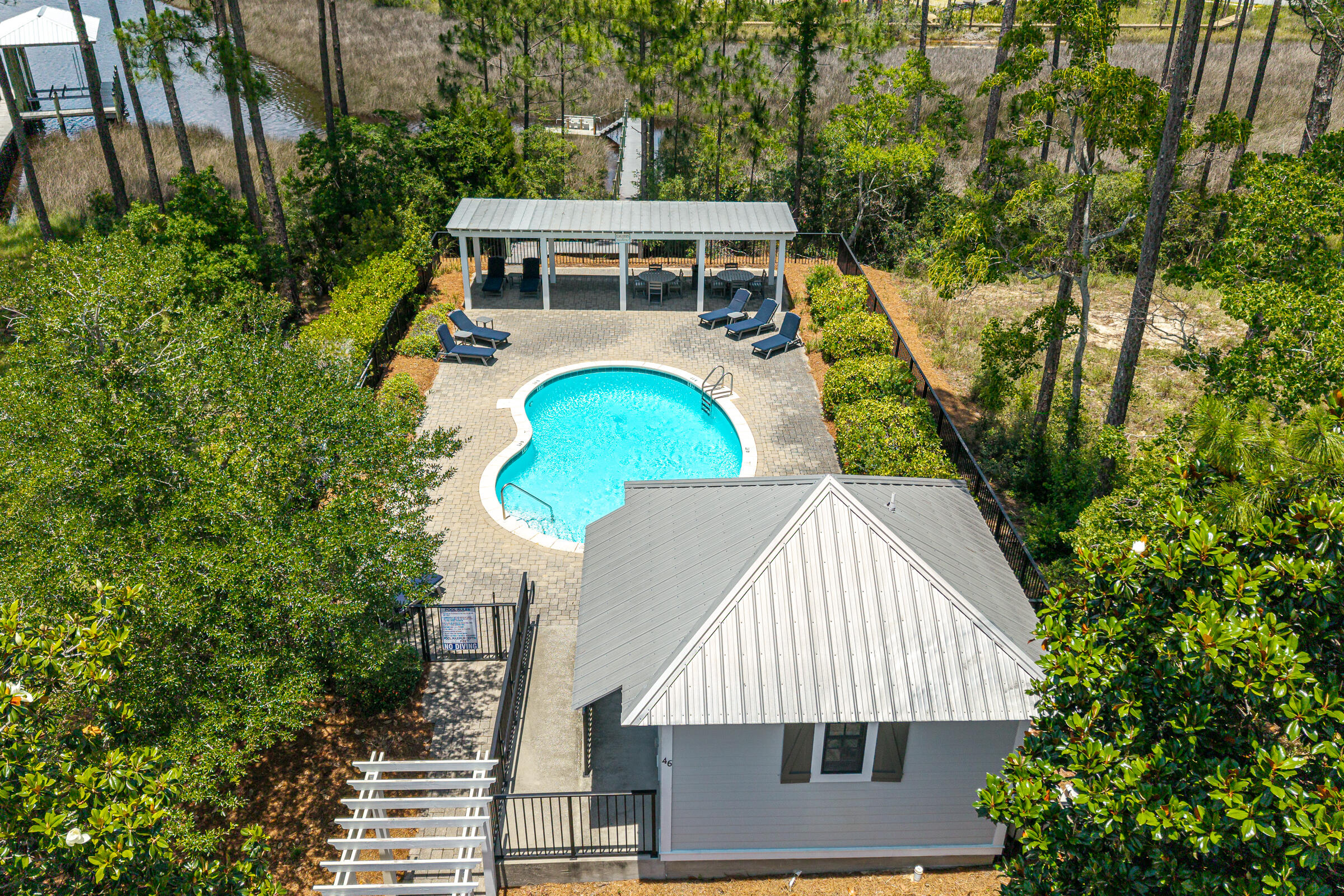 CESSNA LANDING - Residential