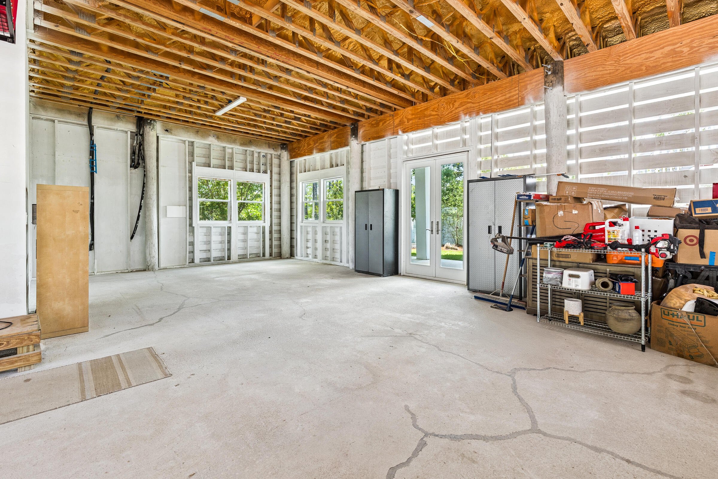 CESSNA LANDING - Residential