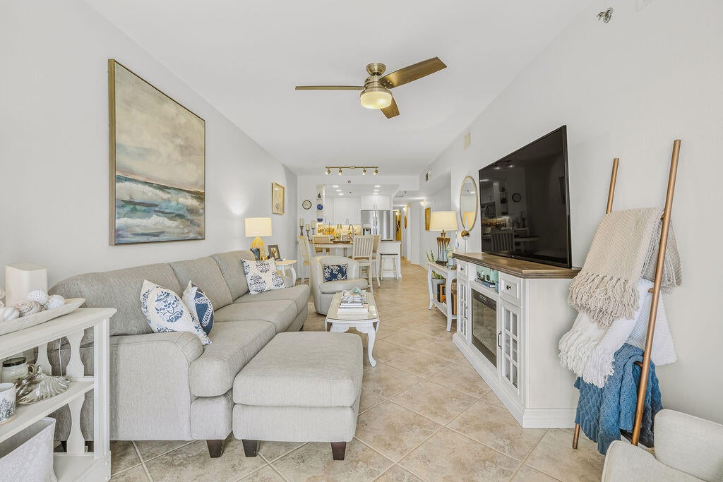 INTERCOASTAL POINTE - Residential