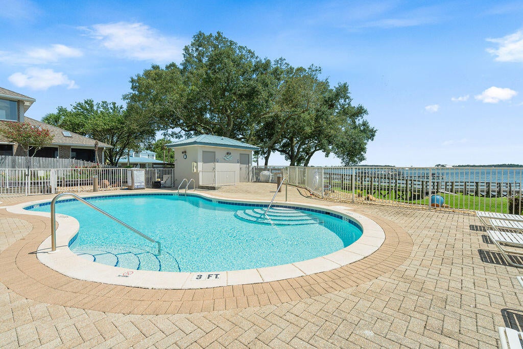 INTERCOASTAL POINTE - Residential