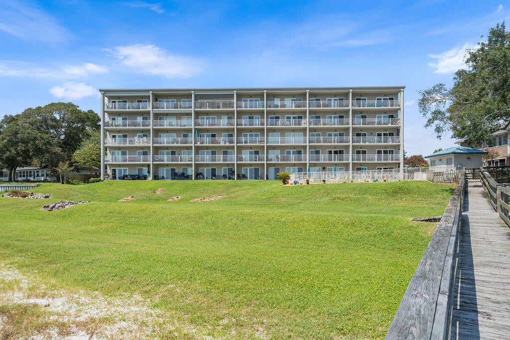 INTERCOASTAL POINTE - Residential