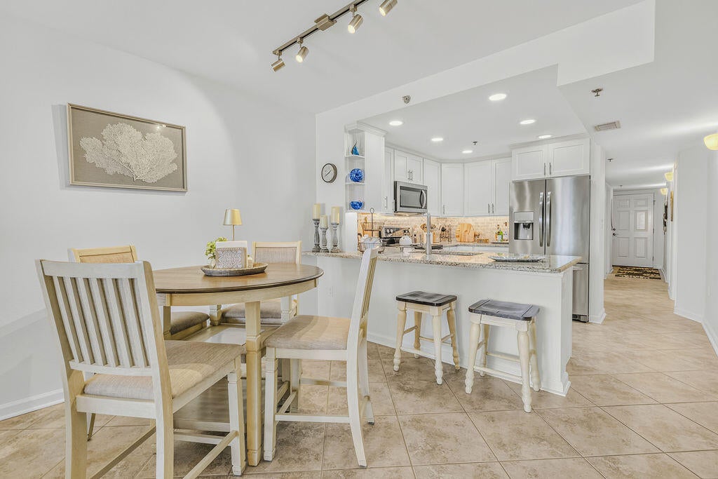 INTERCOASTAL POINTE - Residential