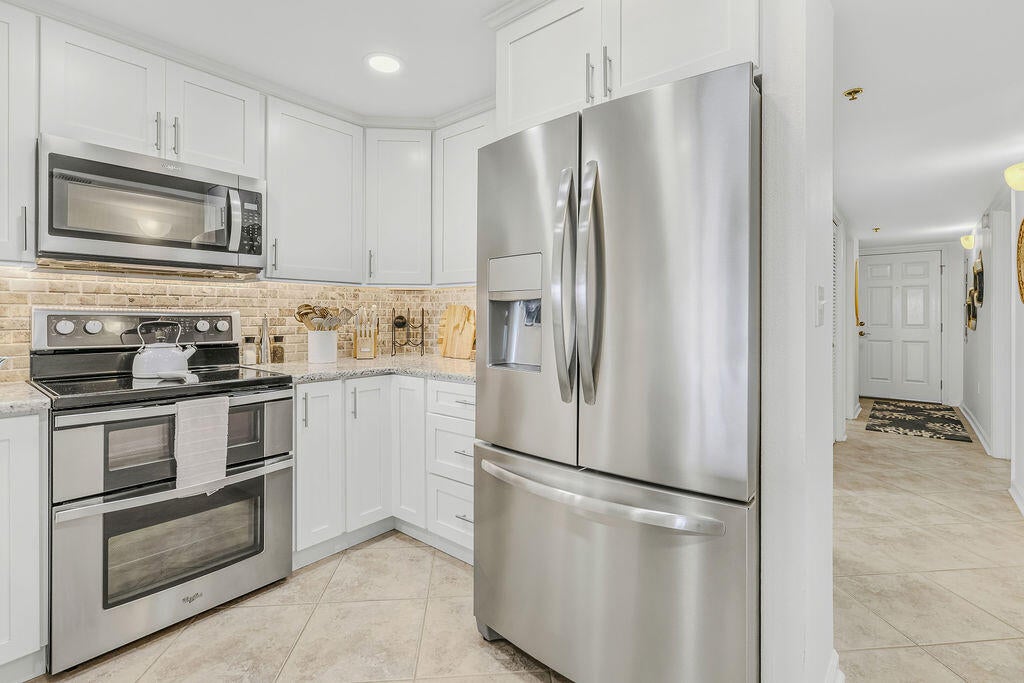 INTERCOASTAL POINTE - Residential