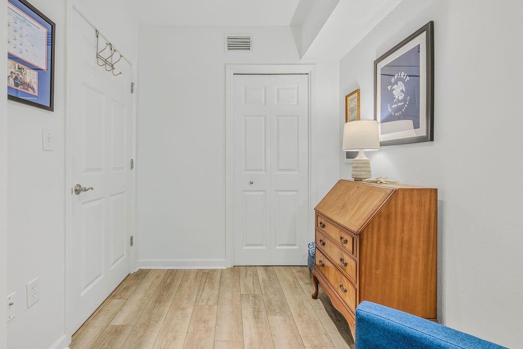INTERCOASTAL POINTE - Residential