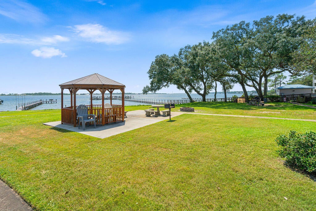 INTERCOASTAL POINTE - Residential