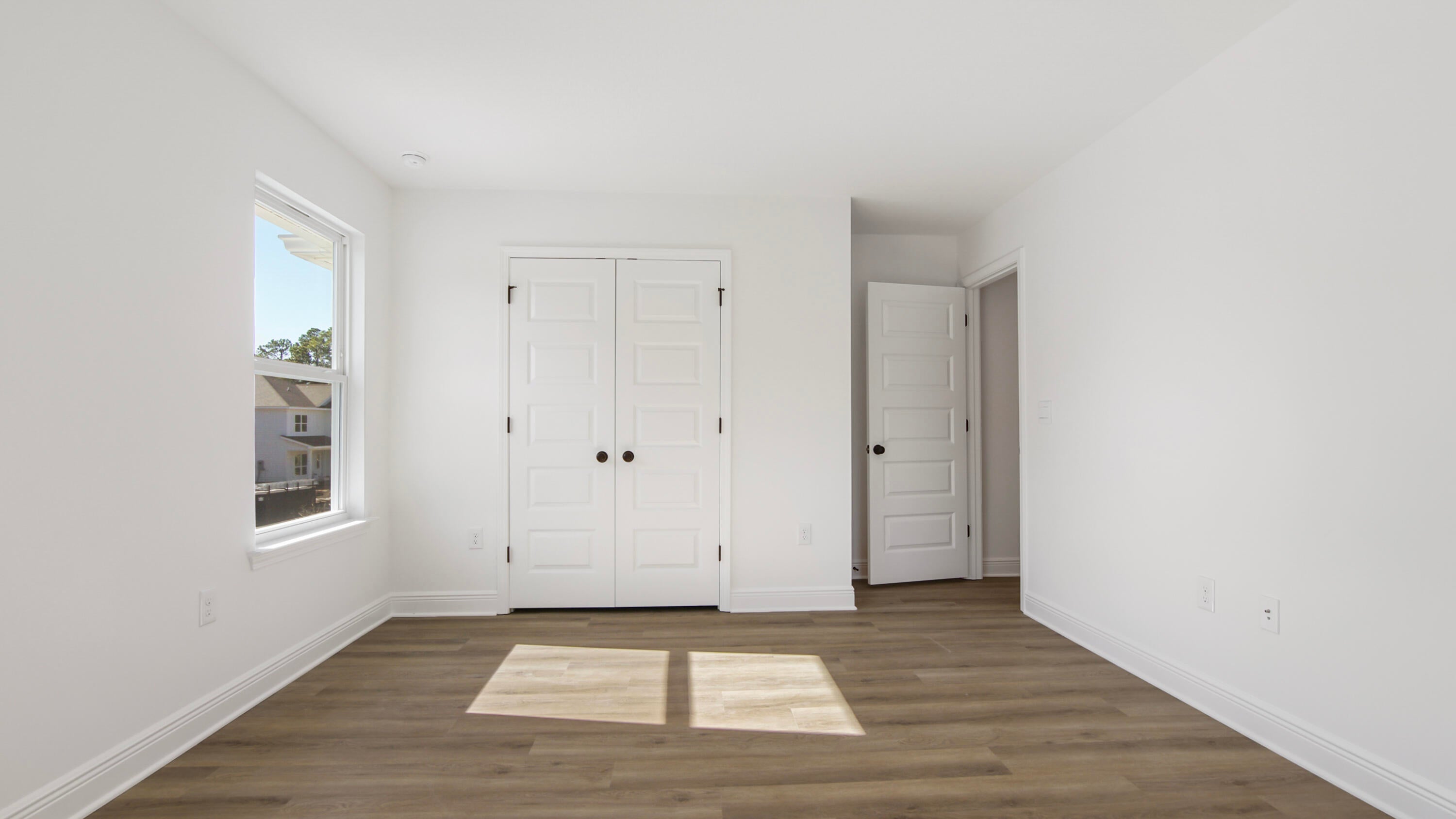 Crest Bay Cottages - Residential