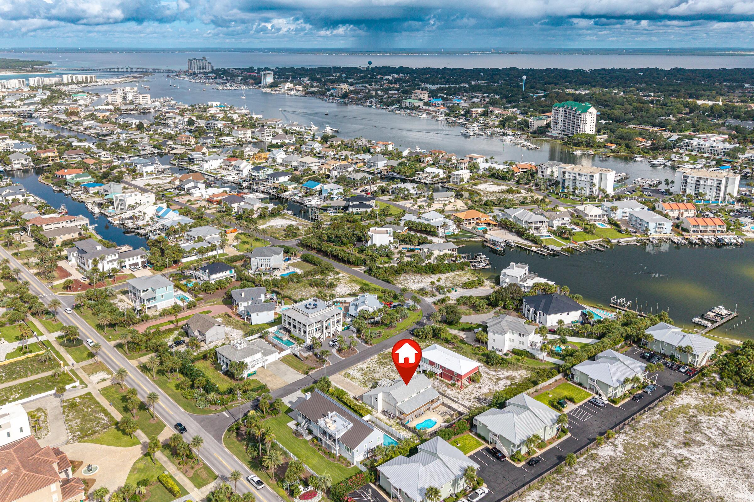 HOLIDAY ISLE - Residential