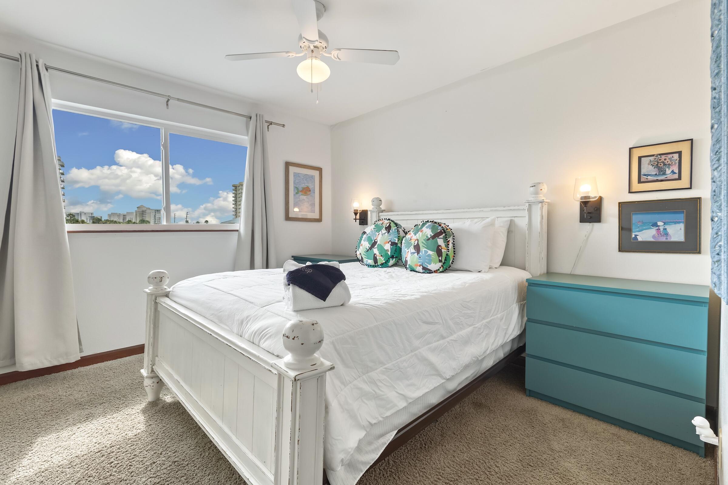 HOLIDAY ISLE - Residential
