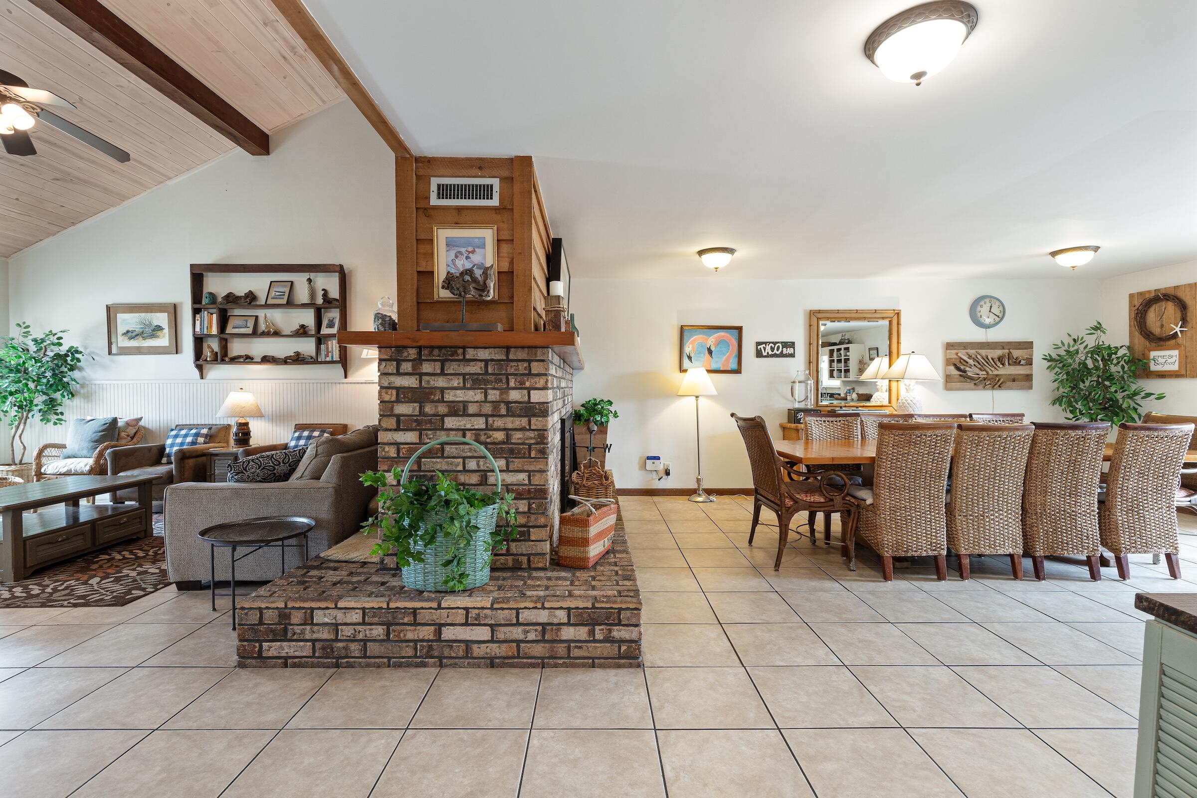 HOLIDAY ISLE - Residential