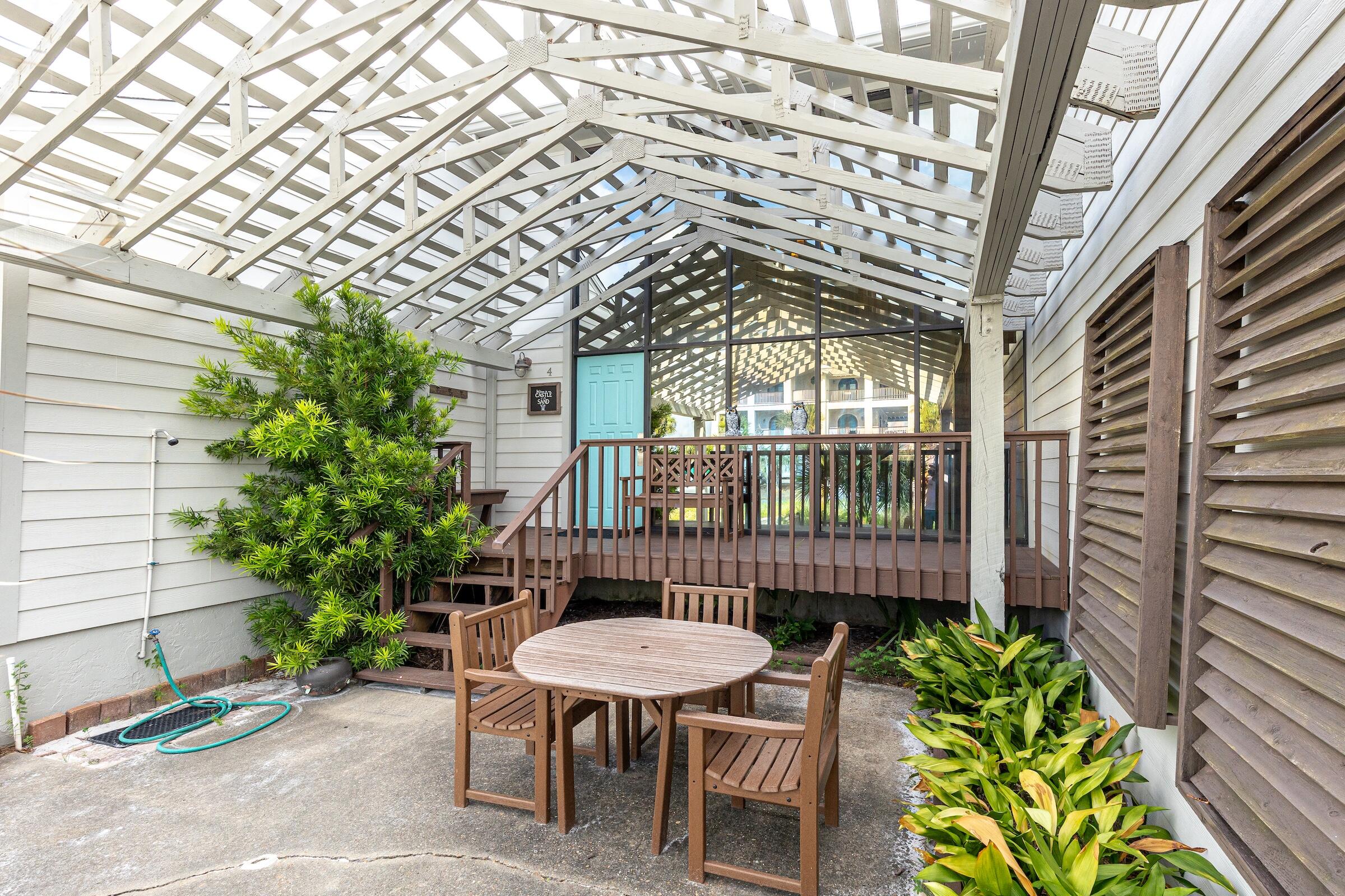 HOLIDAY ISLE - Residential