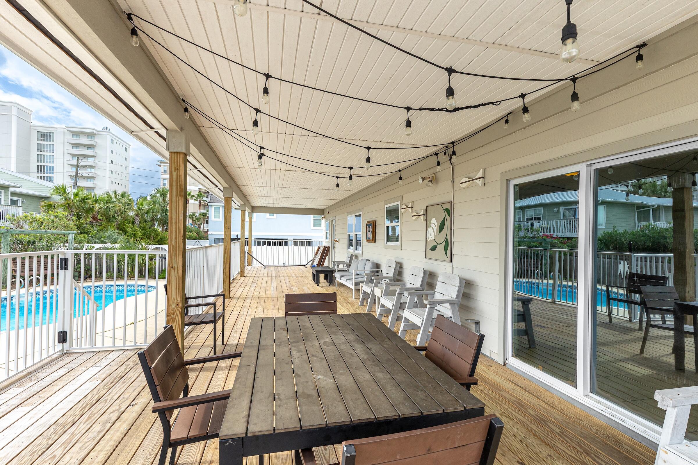 HOLIDAY ISLE - Residential