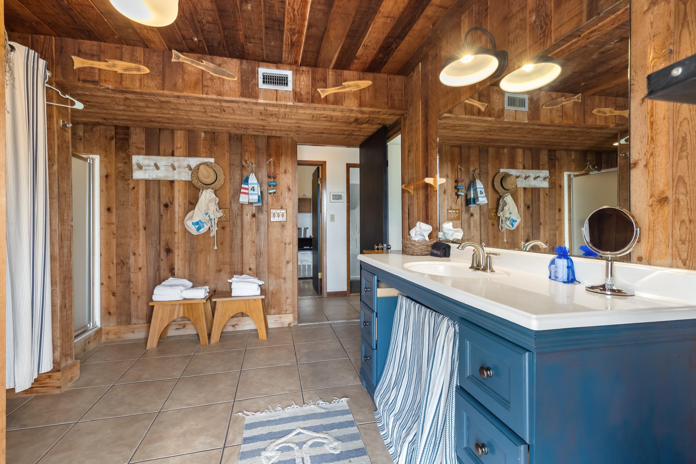 HOLIDAY ISLE - Residential