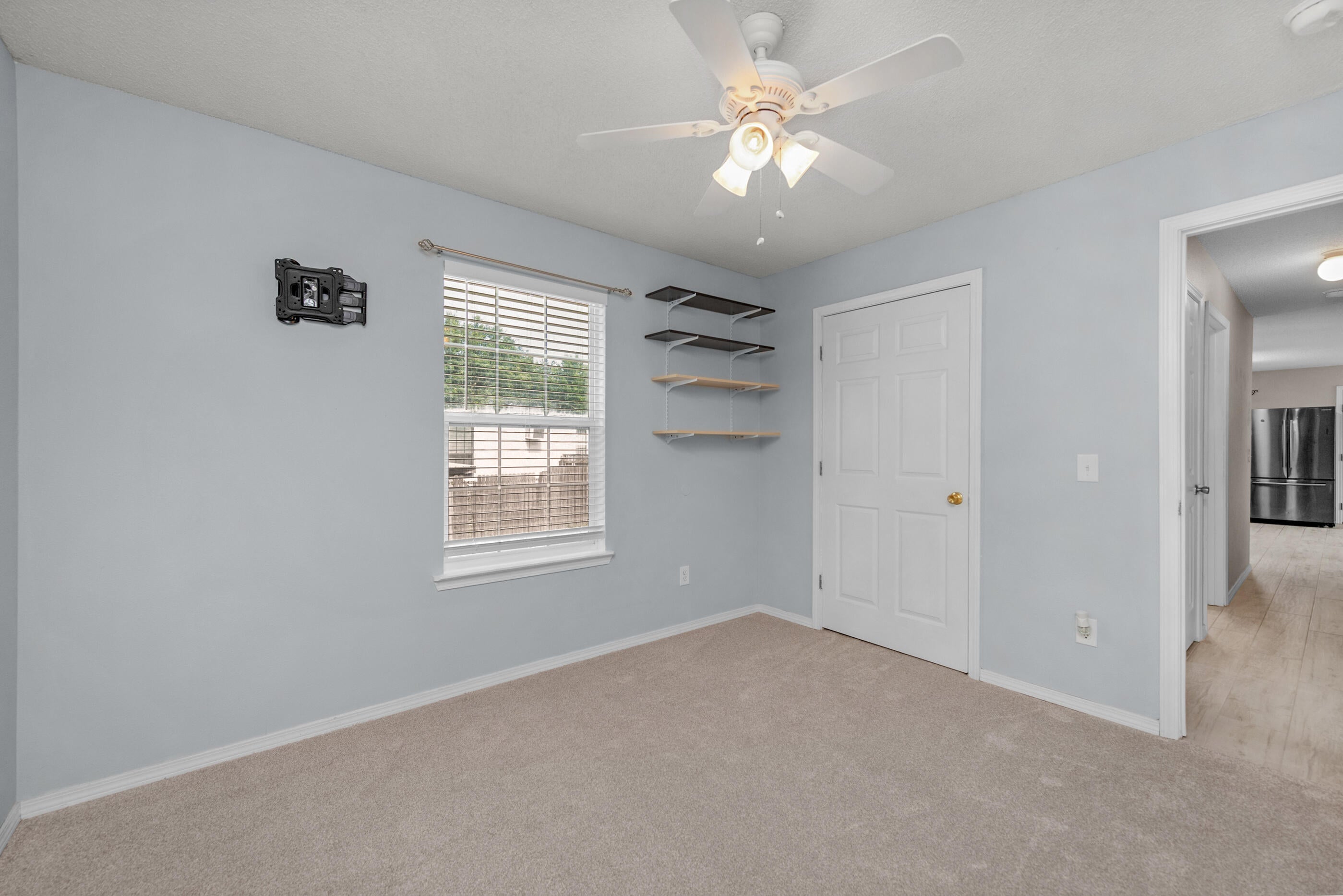 EAST BAY HEIGHTS - Residential