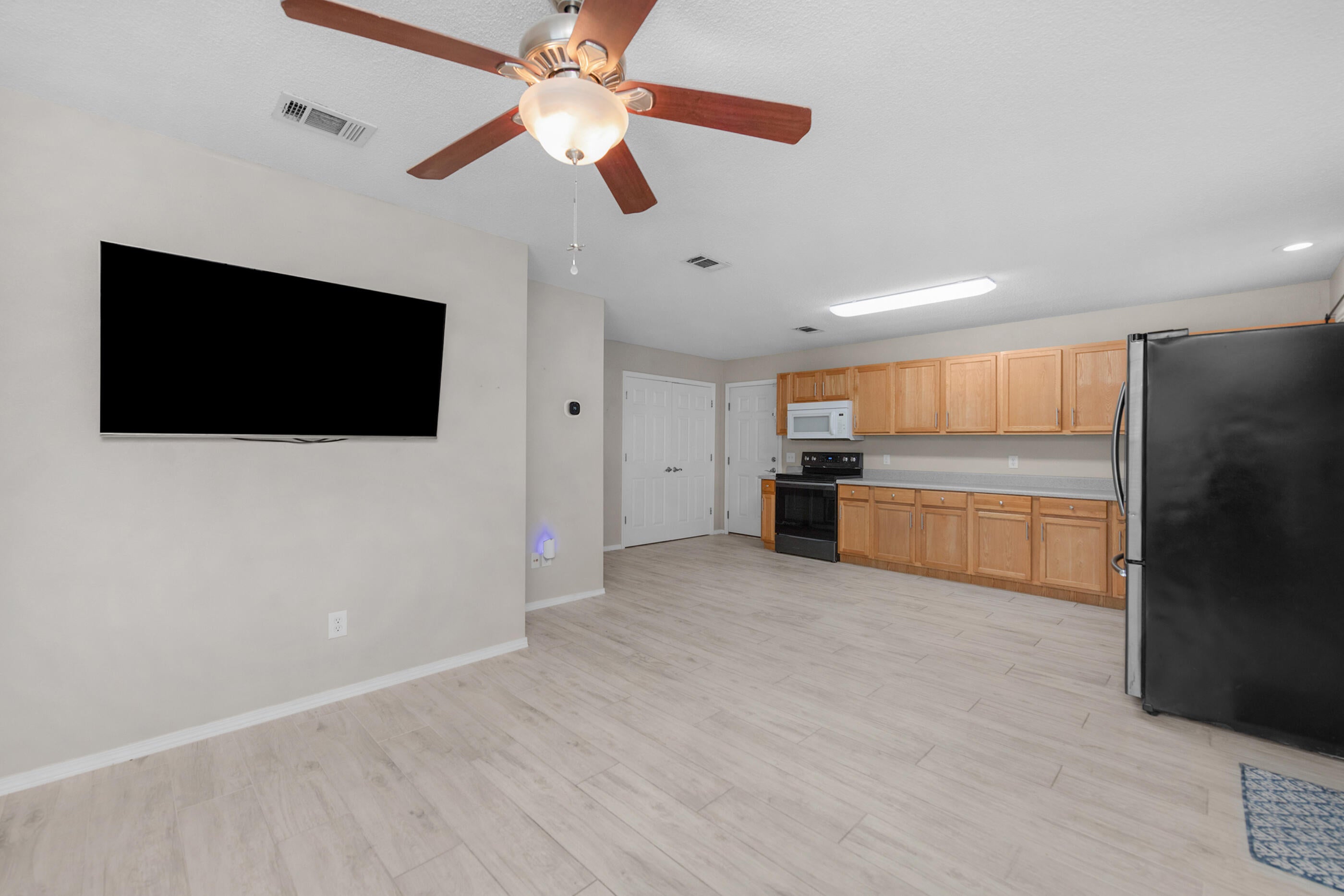EAST BAY HEIGHTS - Residential
