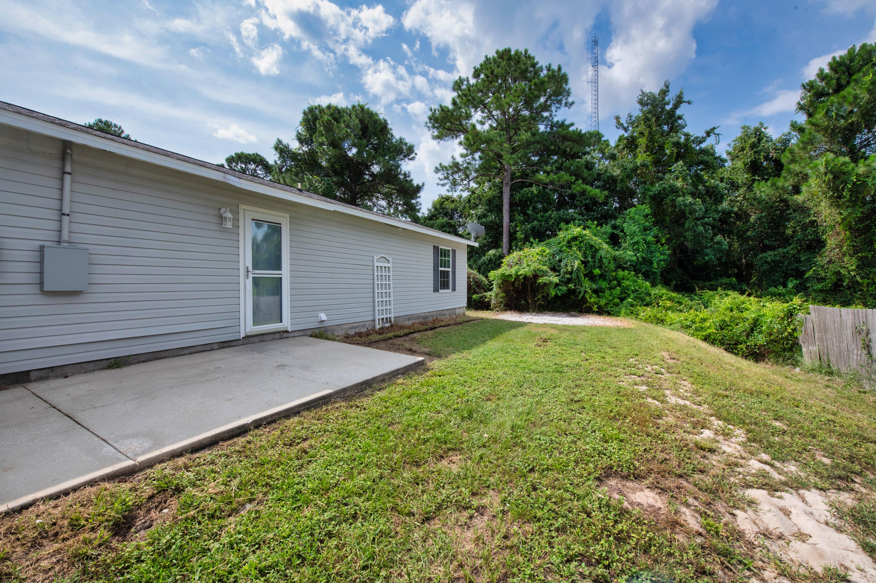 EAST BAY HEIGHTS - Residential