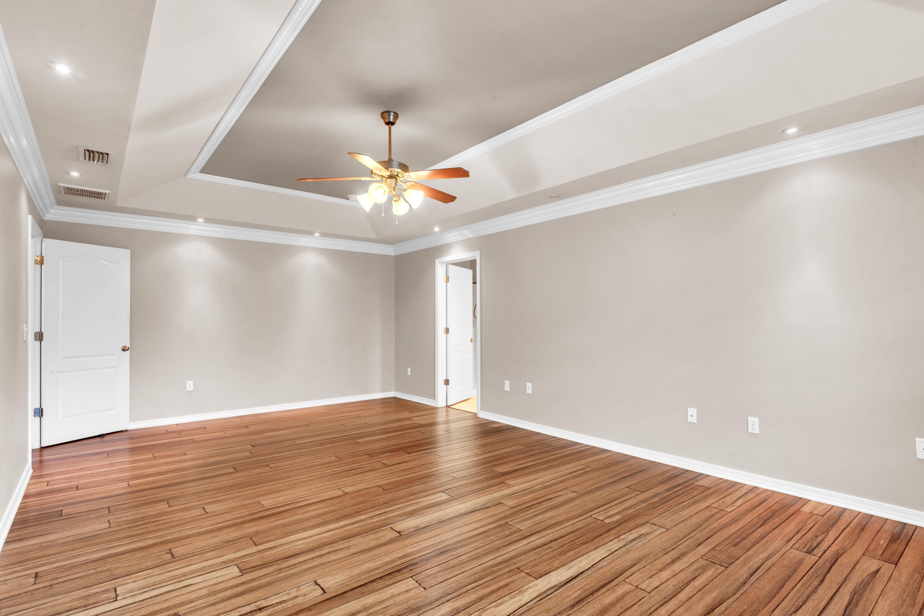 SILVER CREEK ESTATES - Residential