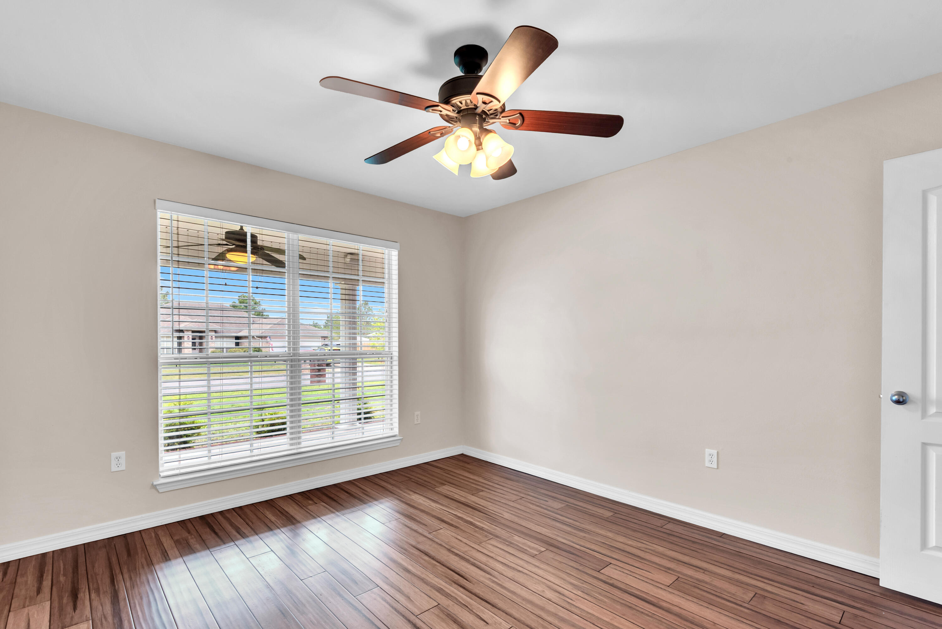 SILVER CREEK ESTATES - Residential