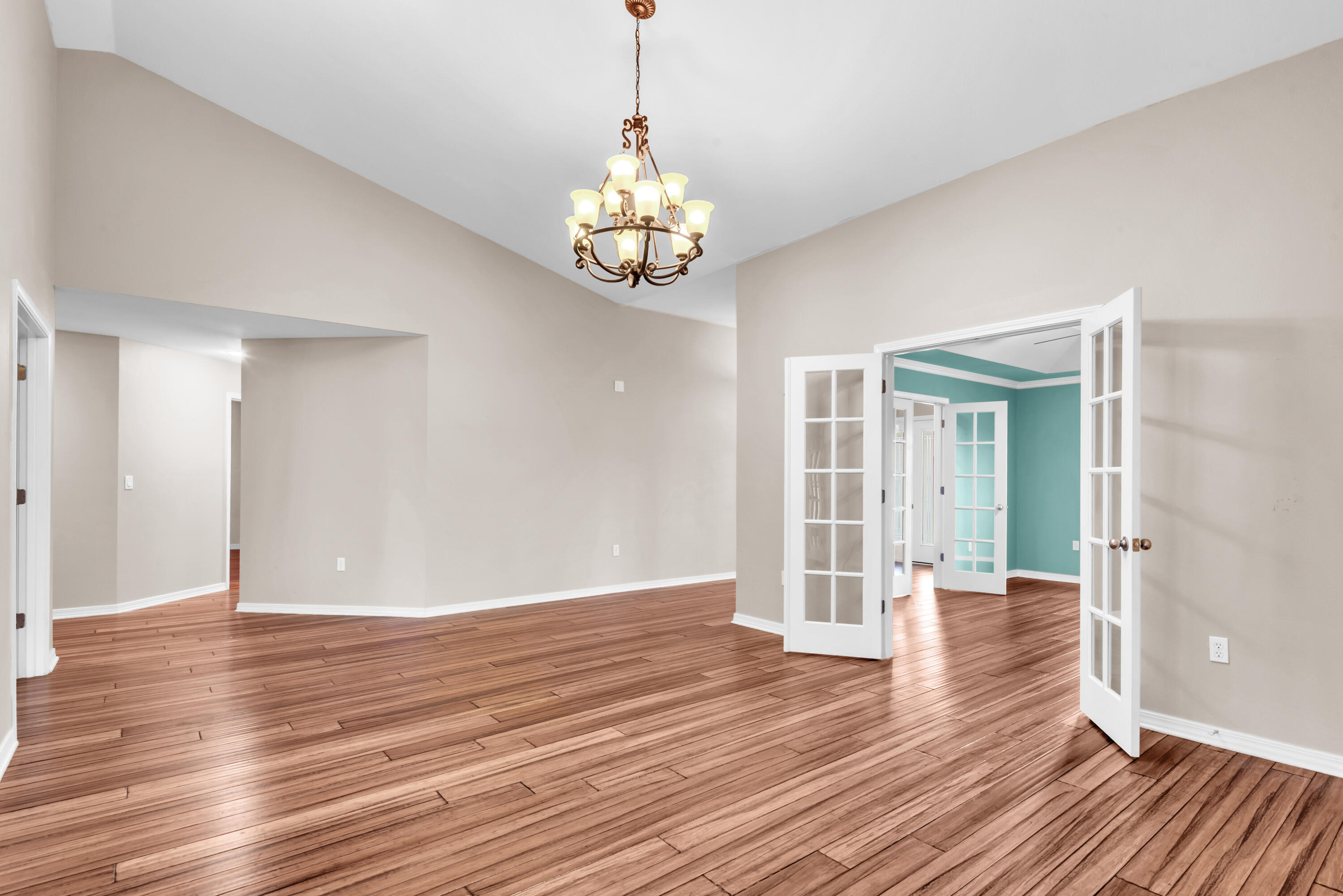 SILVER CREEK ESTATES - Residential
