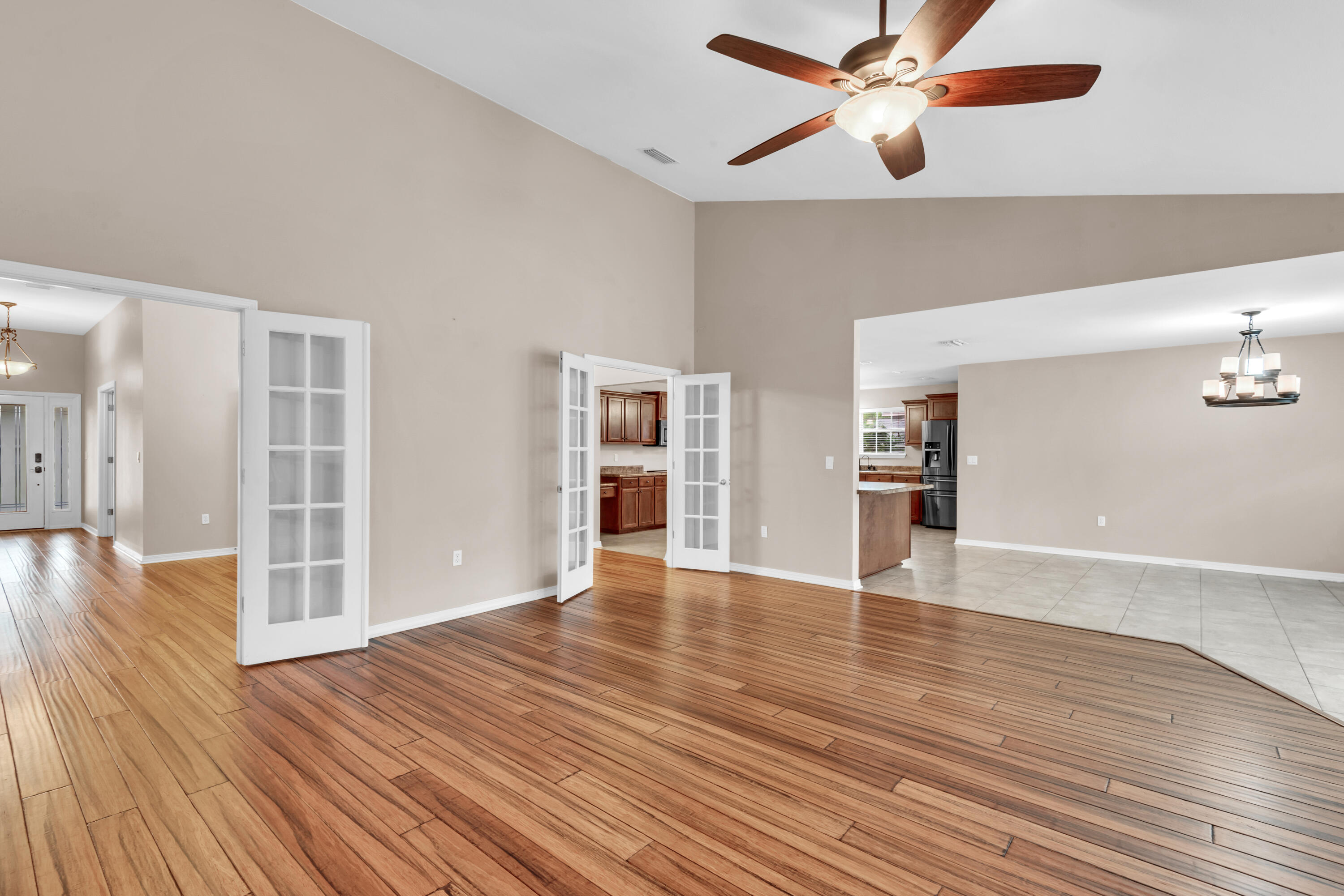 SILVER CREEK ESTATES - Residential