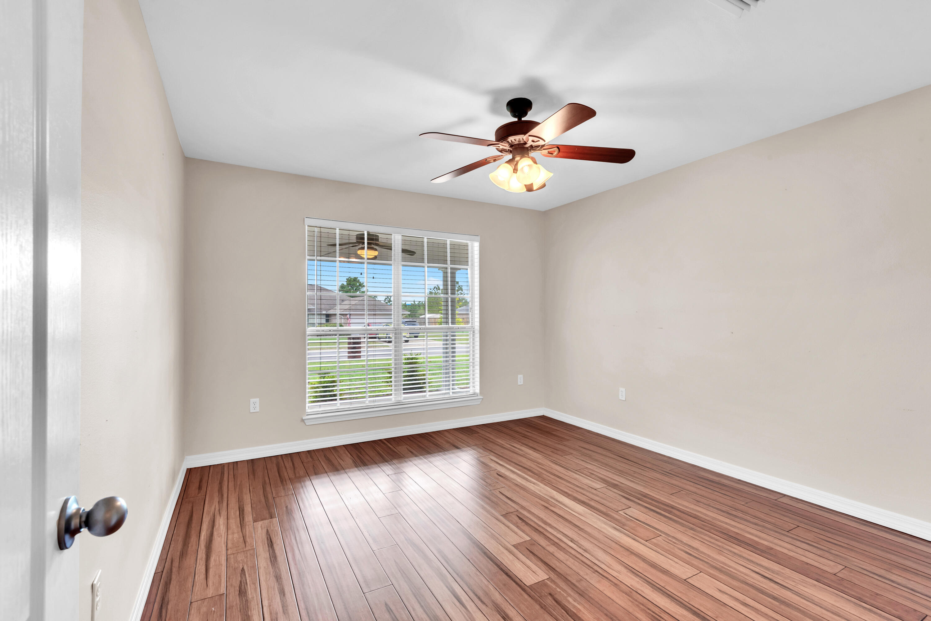 SILVER CREEK ESTATES - Residential