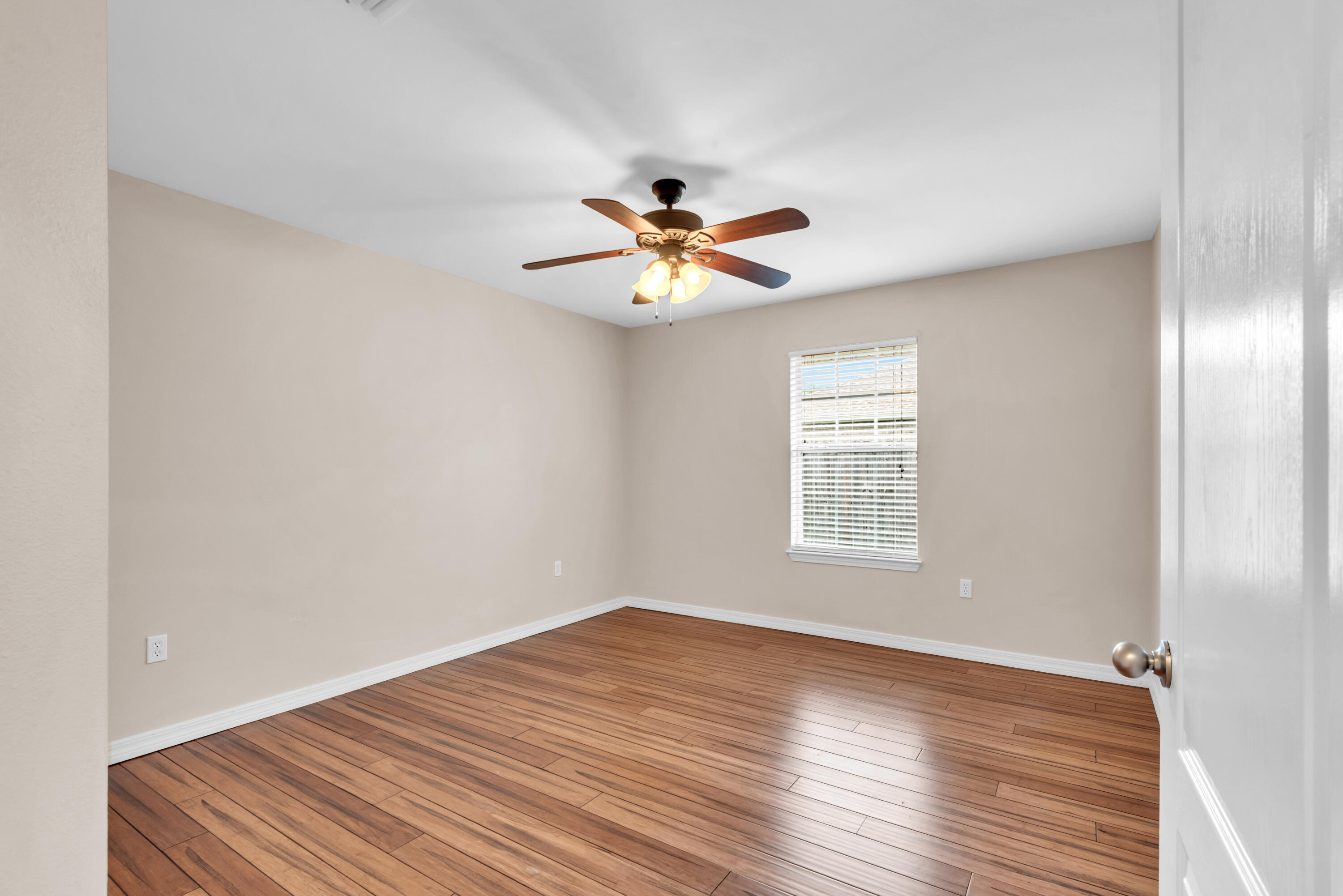 SILVER CREEK ESTATES - Residential
