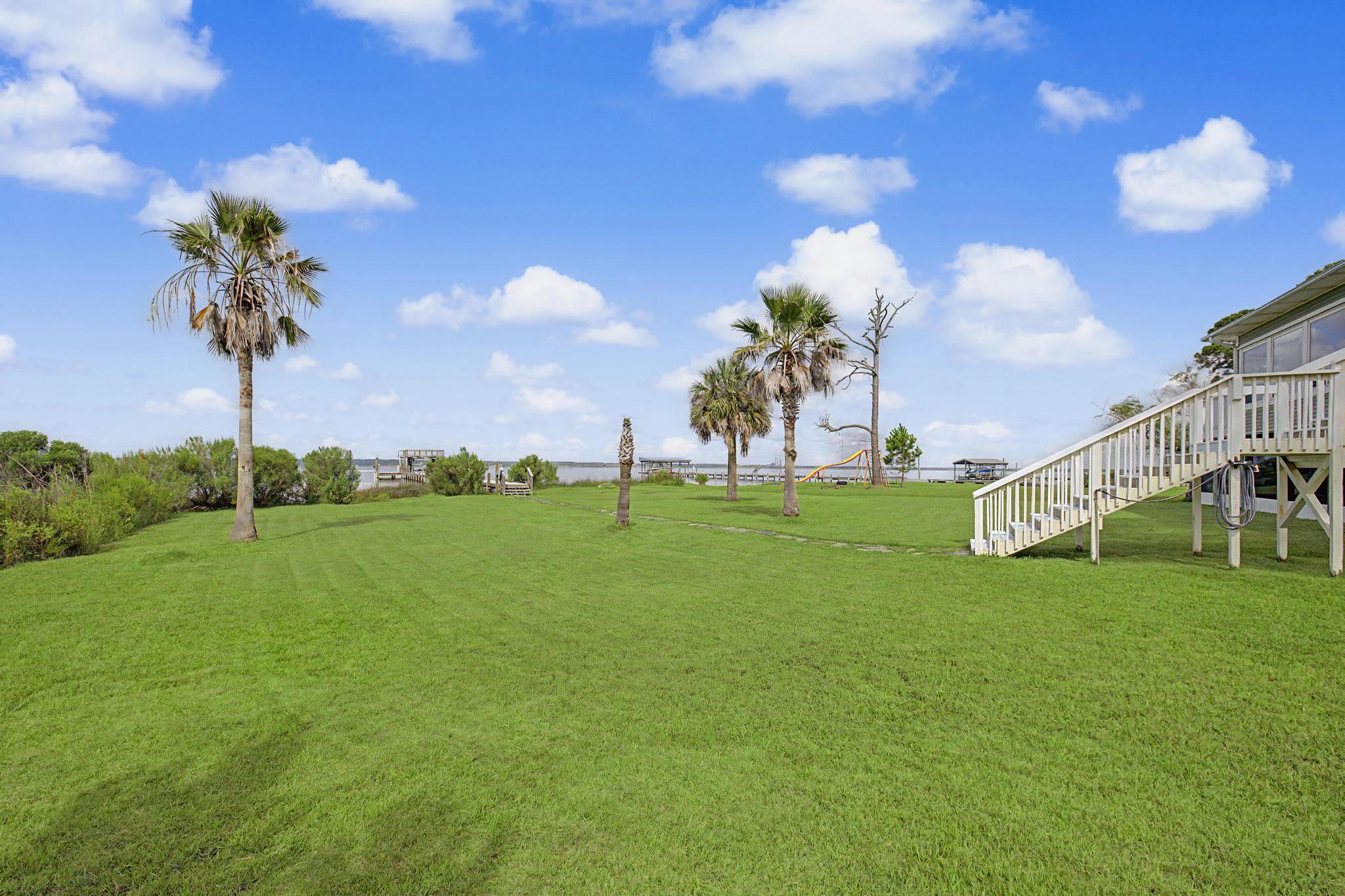 BAYSIDE - Residential